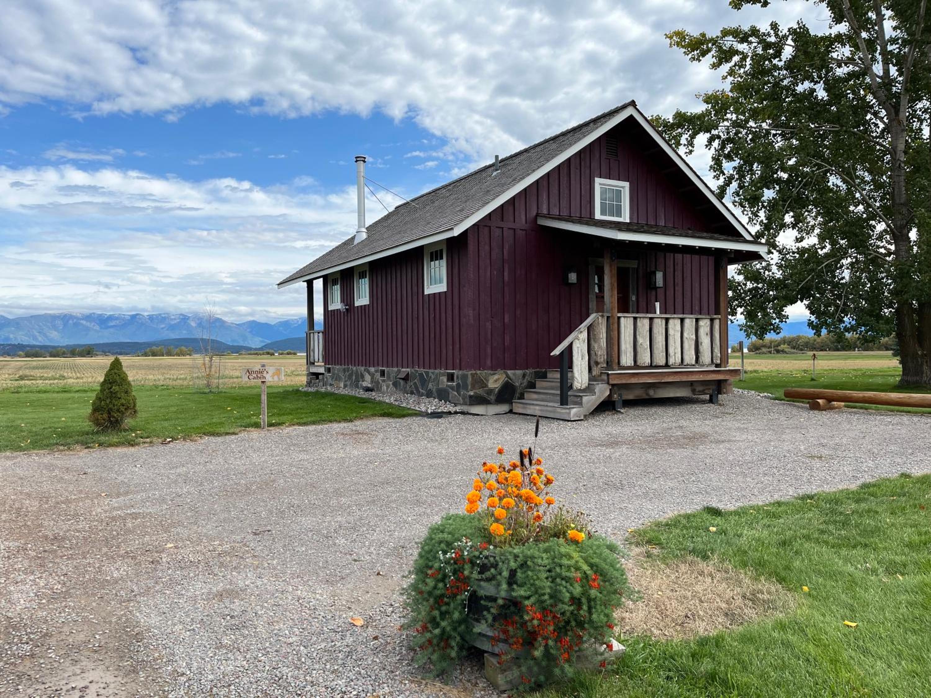 New Cabin with Spectacular Views of Flathead Lake.