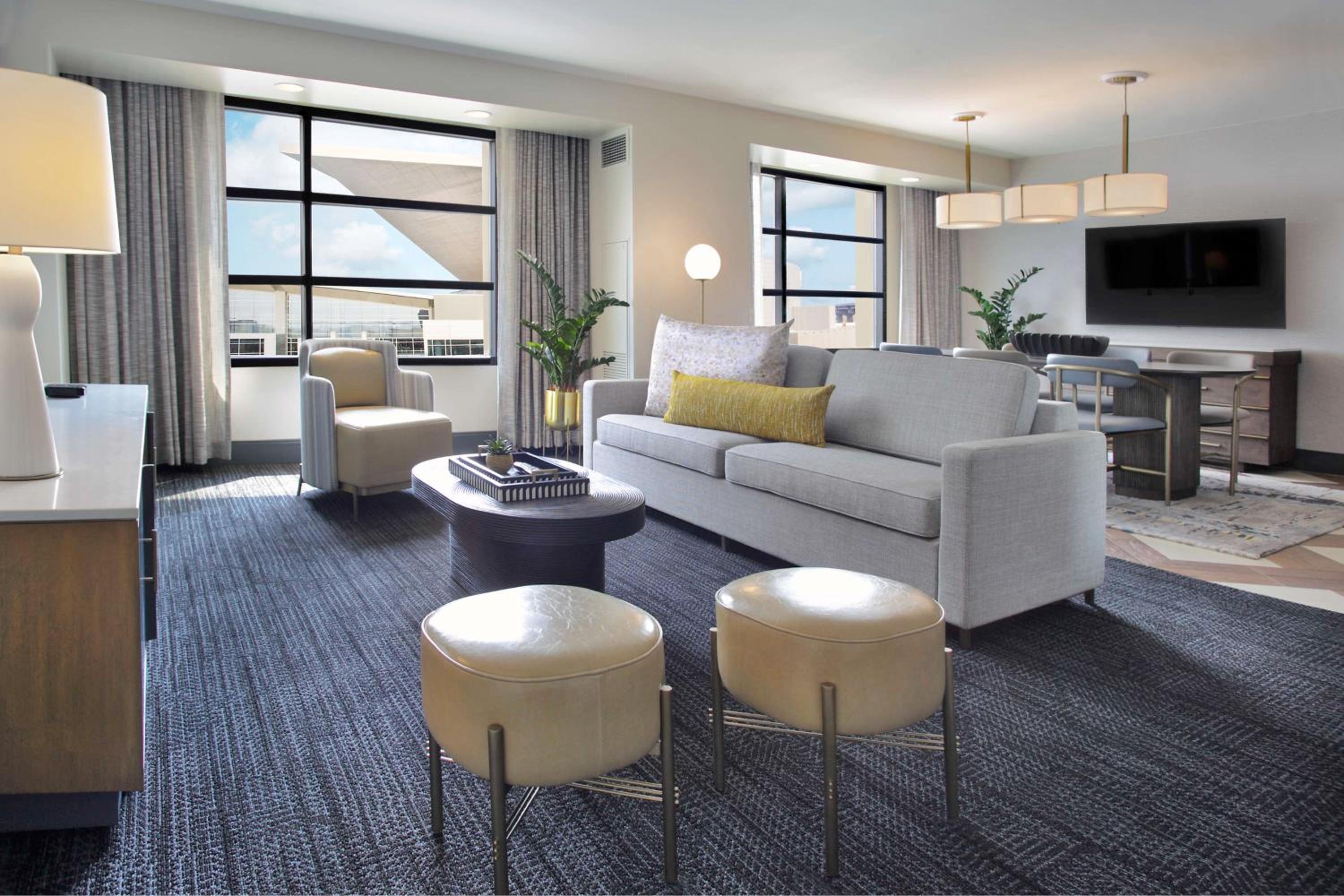 Omaha Vacations - Hilton Omaha - Property Image 3