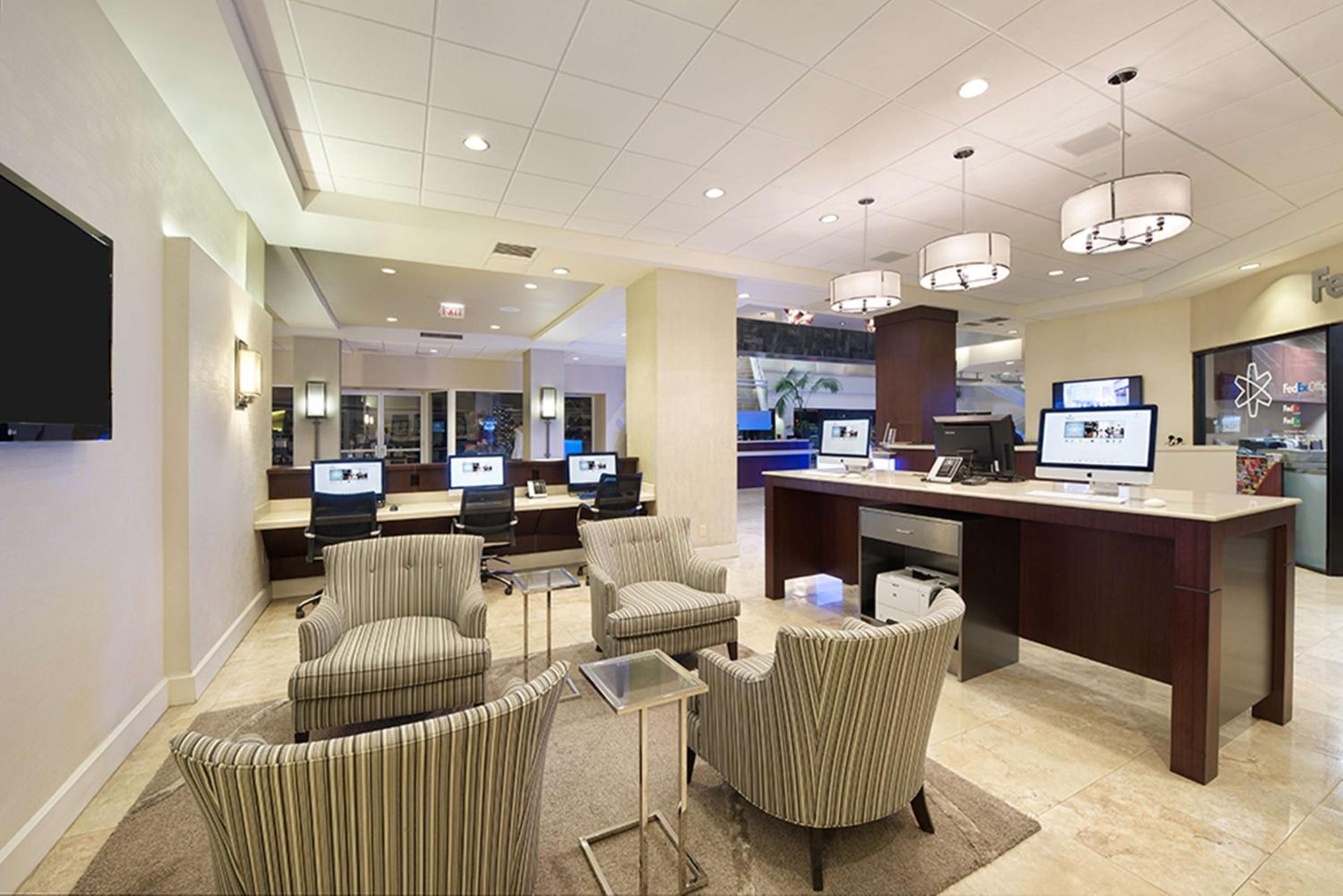 Hilton Orlando Lake Buena Vista - Disney Springs™ Area