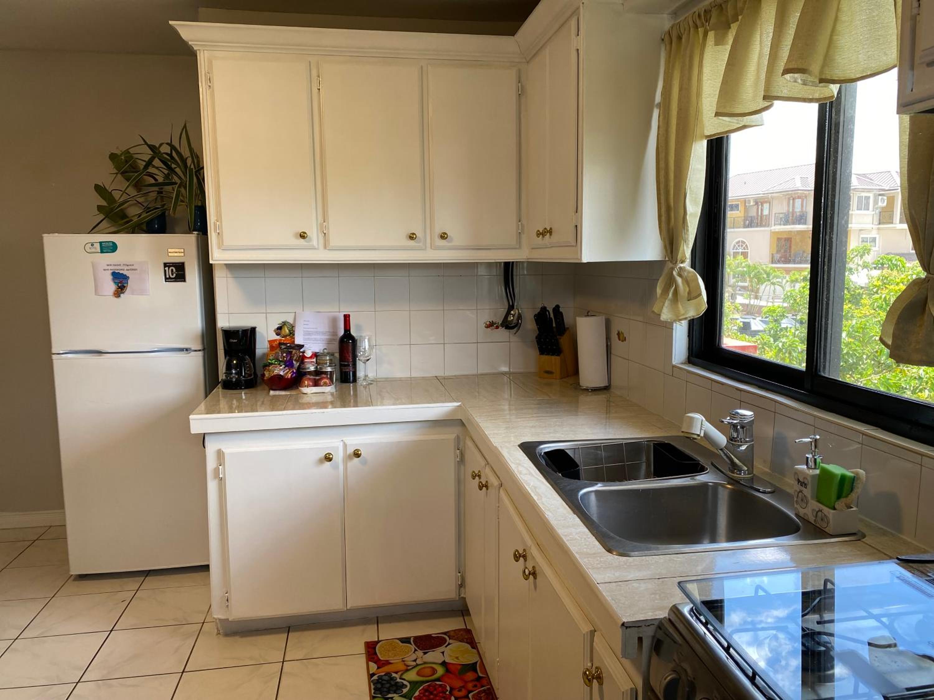 1 Bedroom Apartment, in Coconut Drive San Fernando view 5