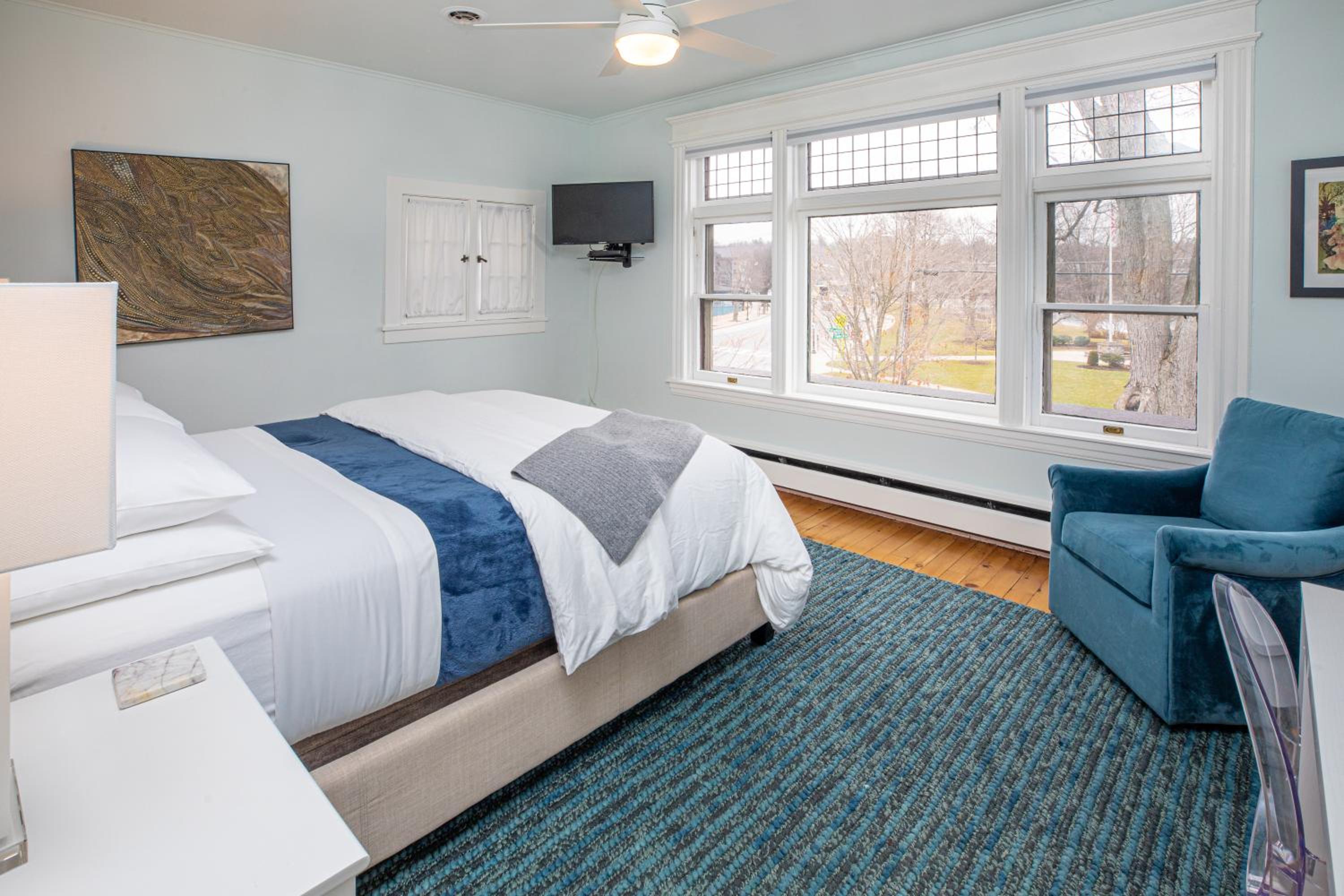2W Lake view 2