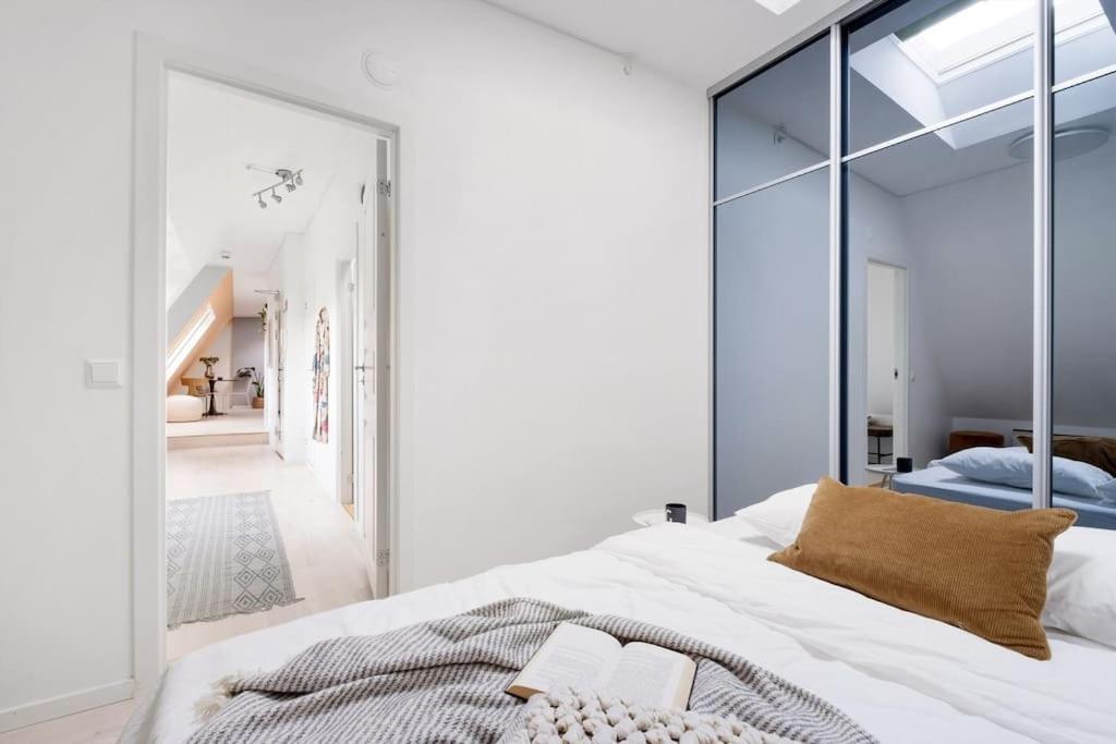 Loft in the middle of Oslo City Center -2 bedrooms view 2