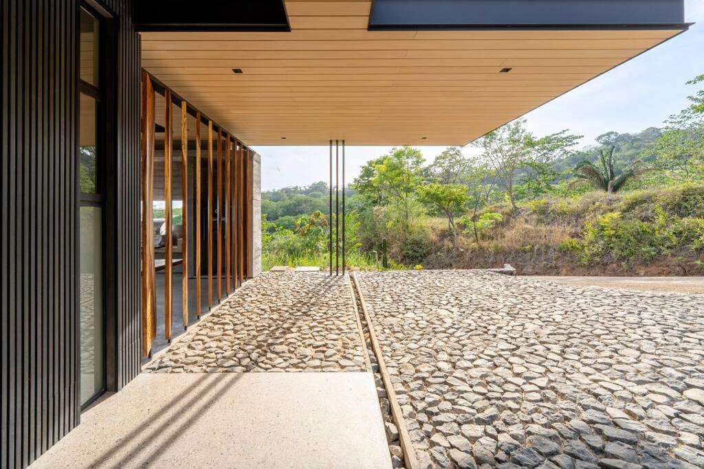 Steady As We Go - New Ocean View Luxury Villa