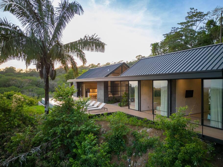 Steady As We Go - New Ocean View Luxury Villa