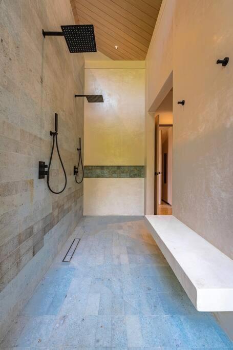 Steady As We Go - New Ocean View Luxury Villa