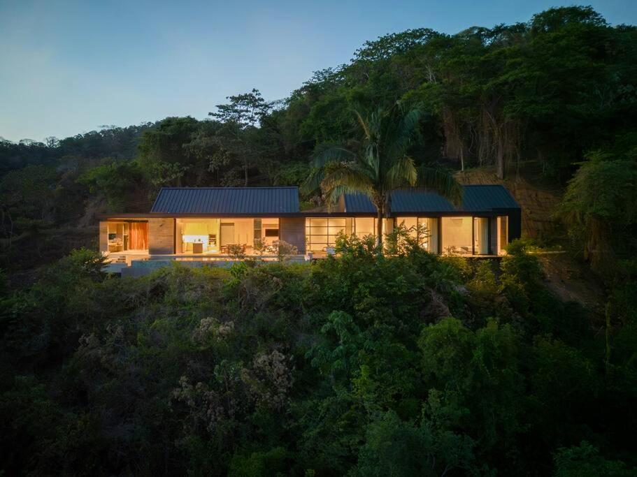Steady As We Go - New Ocean View Luxury Villa