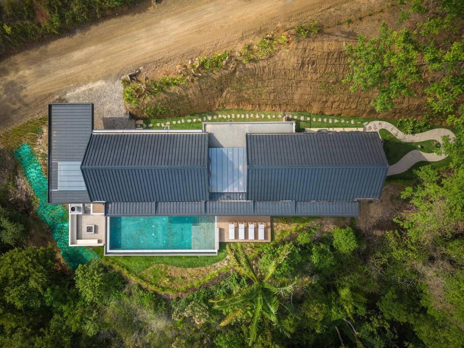 Steady As We Go - New Ocean View Luxury Villa