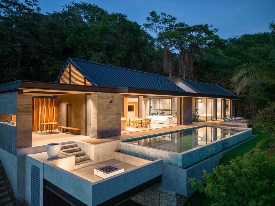 Steady As We Go - New Ocean View Luxury Villa