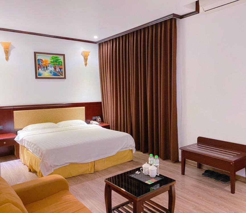 A1 Hill Hotel HN - by BAY LUXURY