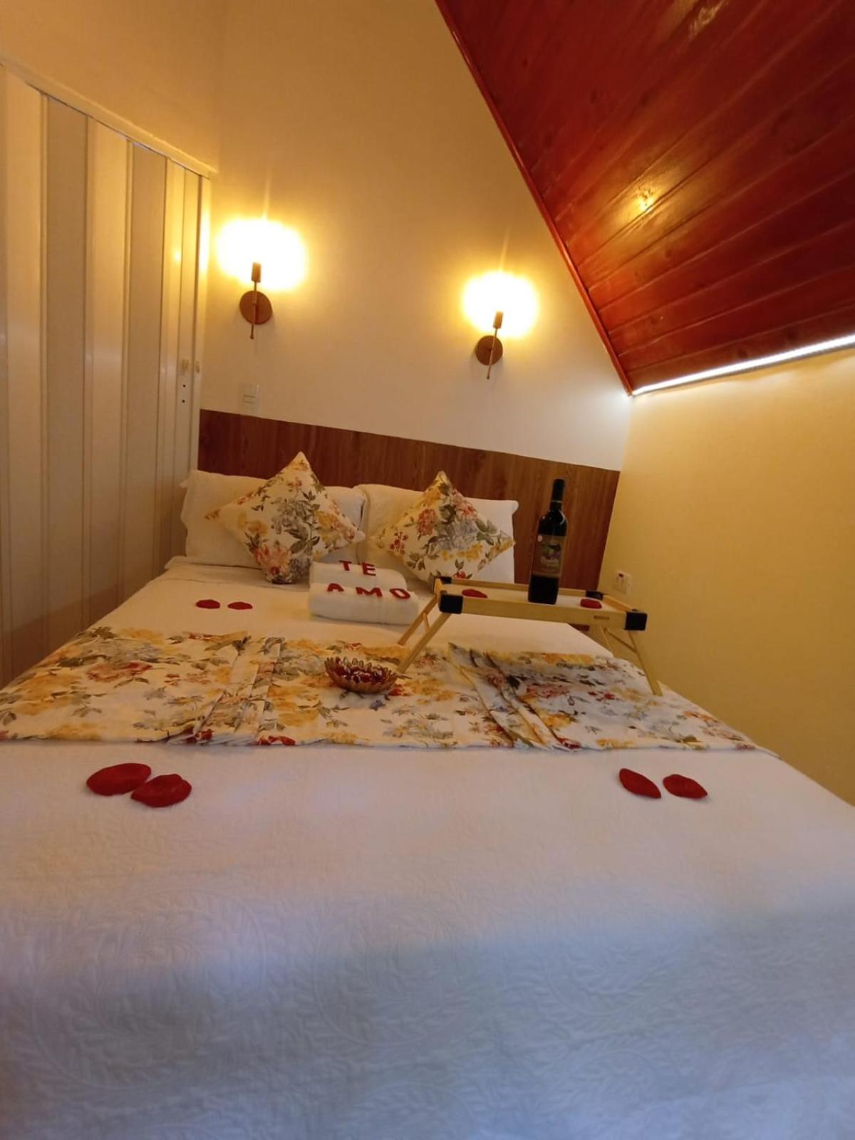 Casa da Vovó na Pousada Sitio Pauletto - com Cozinha, Churrasqueira e Decoração