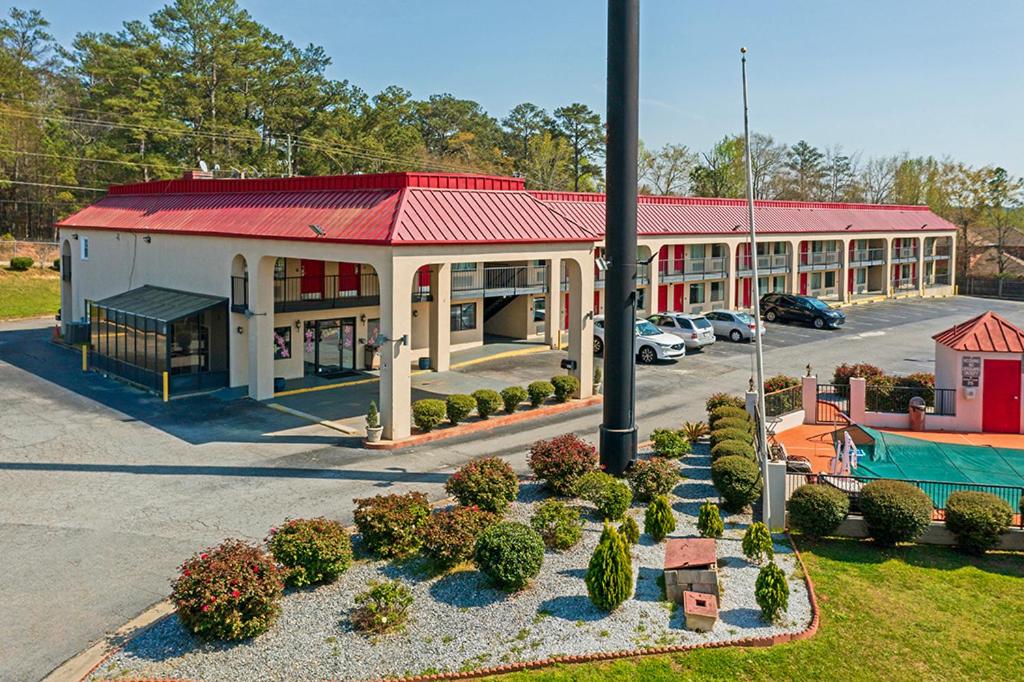 Regency Inn & Suites, Photo 8