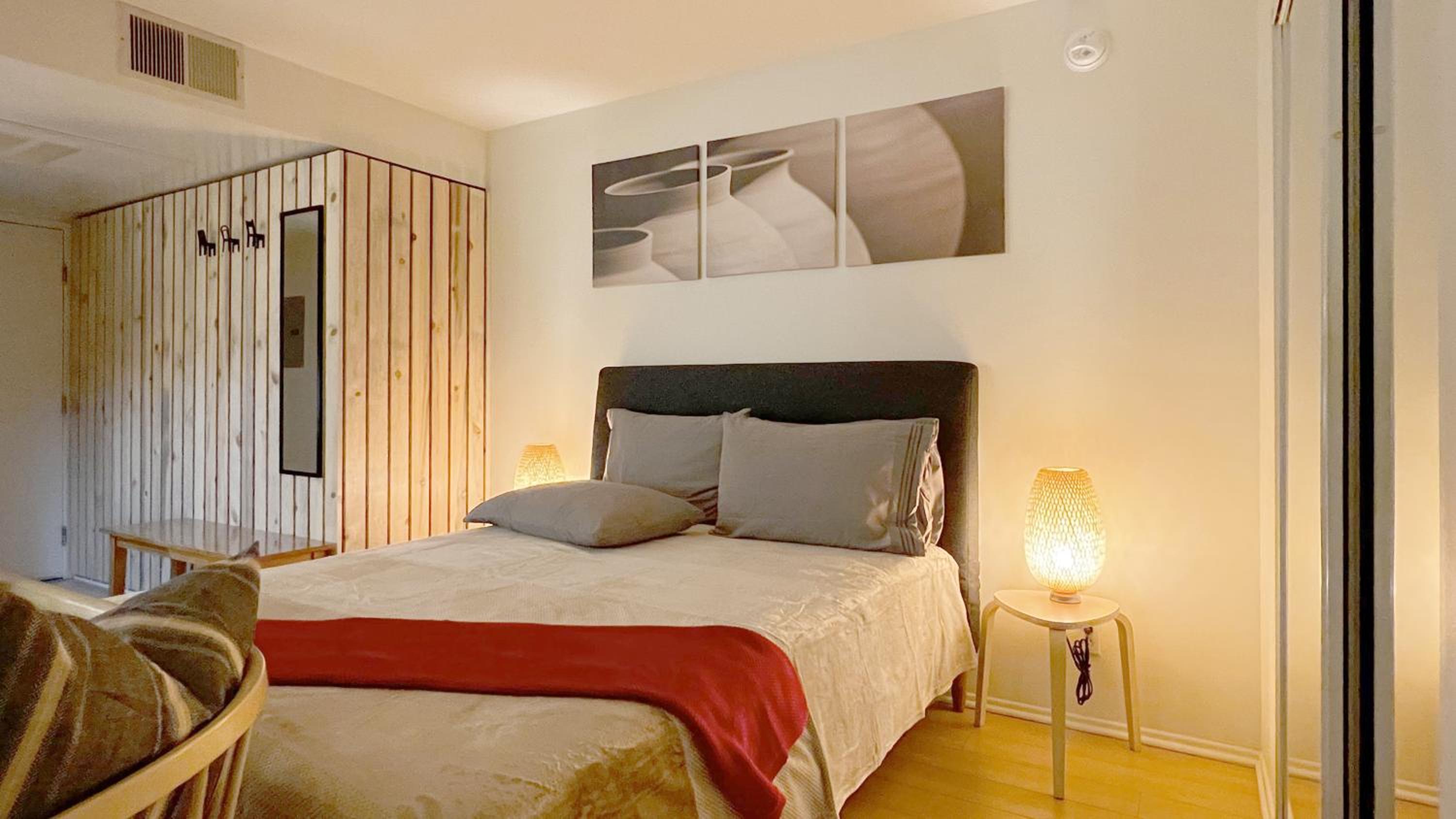 Chic Retreat by Santa Monica