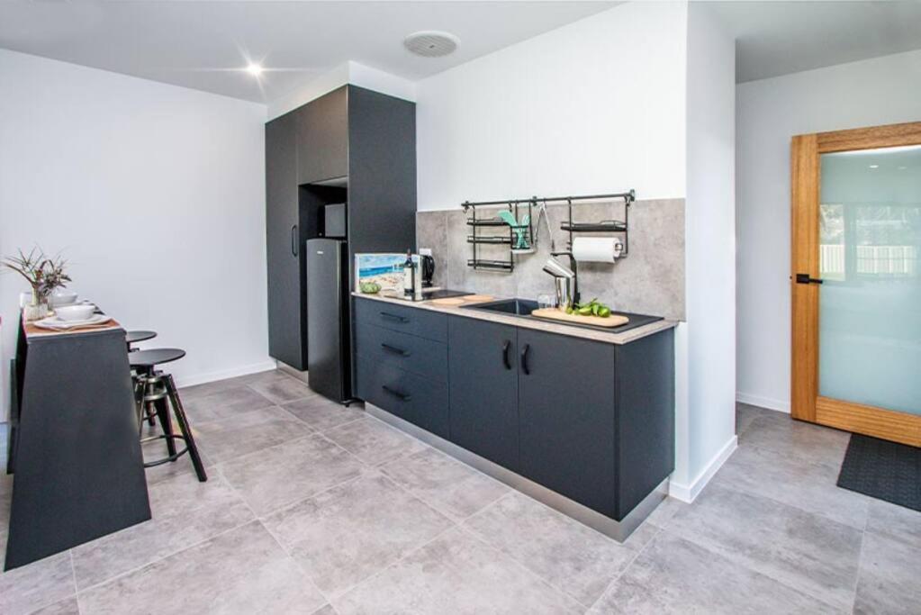 Malie - Stylish Studio in Central Agnes Water