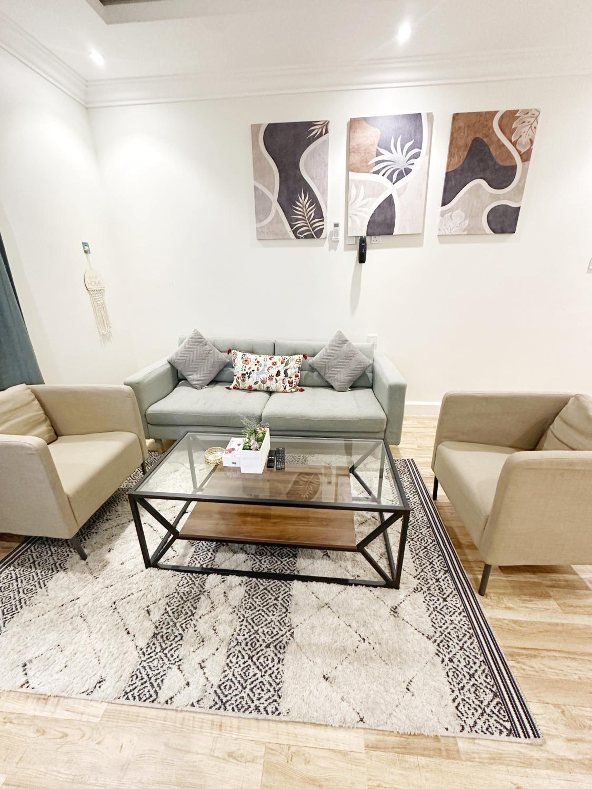 Smart Entry Apartment 202