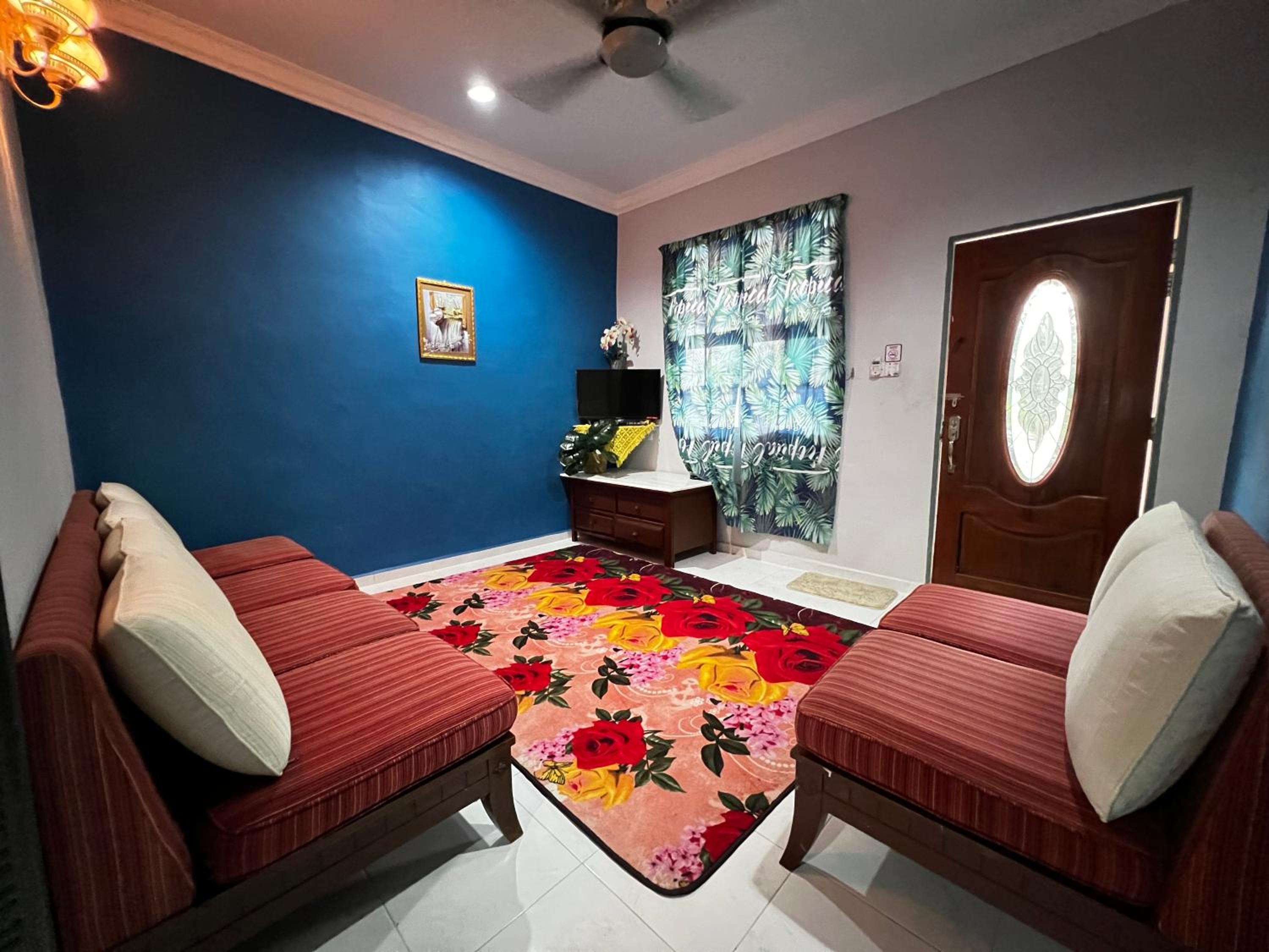Rerama Homestay Langkawi 5 minutes driving to Chenang Beach, kitchen, Wifi, parking, village vibes