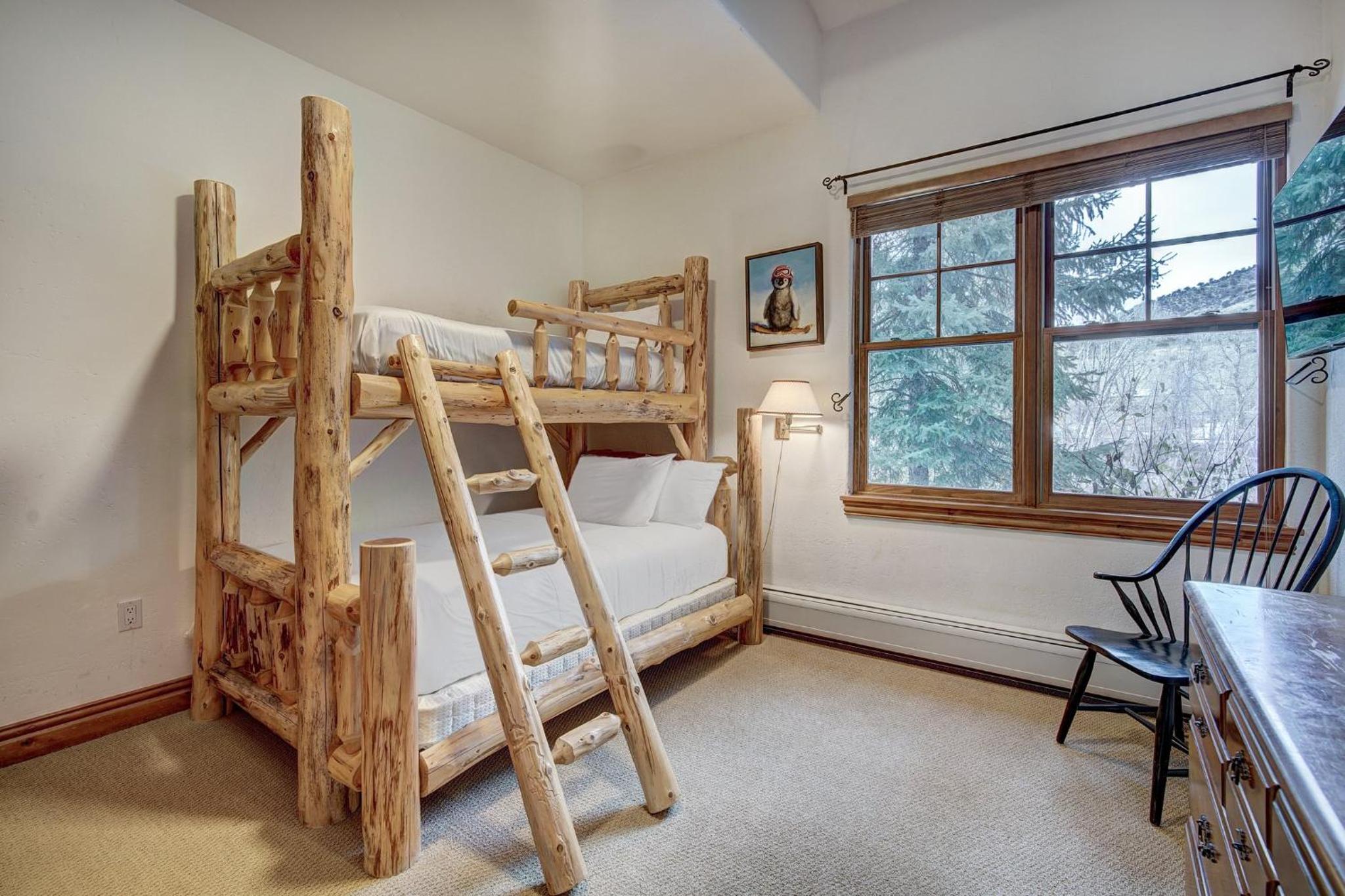 Lodge at Brookside - Property Image 3