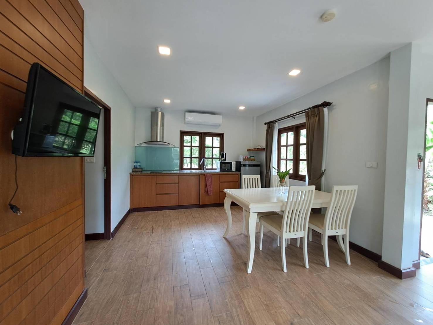 Alisea Pool Villa Aonang
