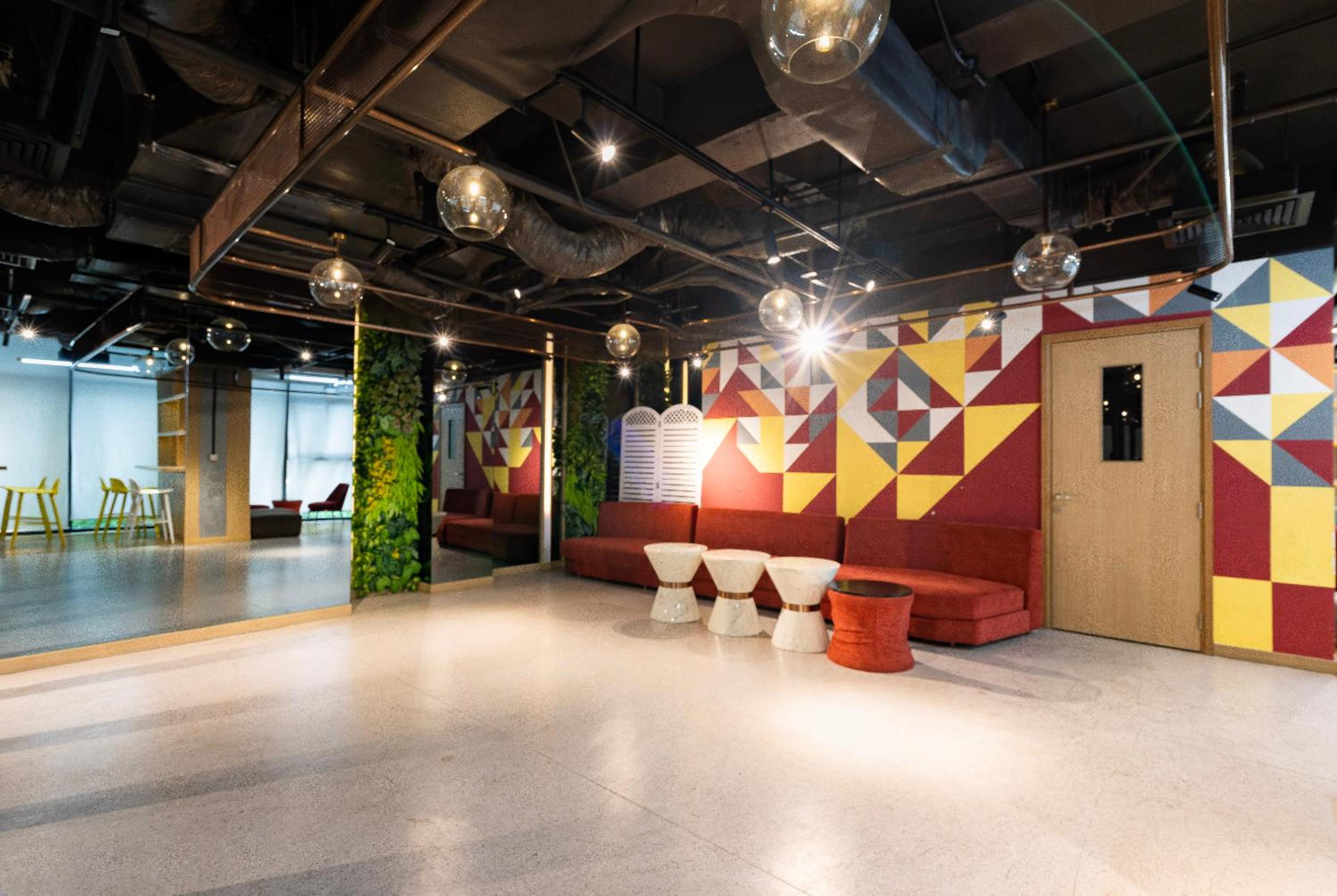 meeting & event spaces