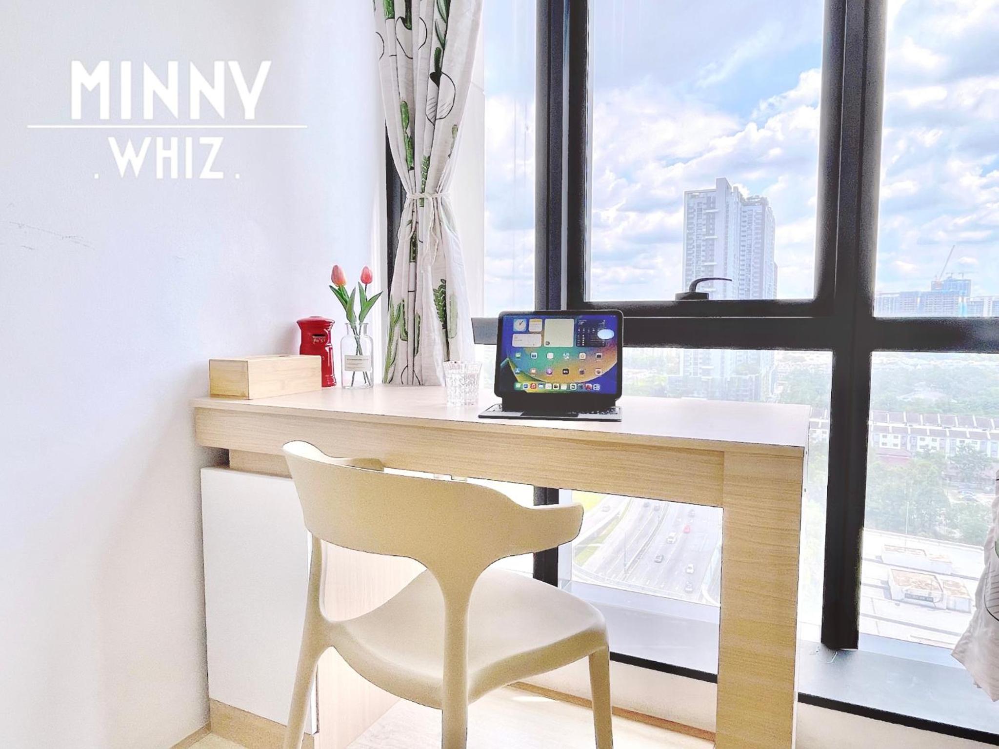 FREE Parking 2BR 1 Min walk Pavilion2 REVO L12