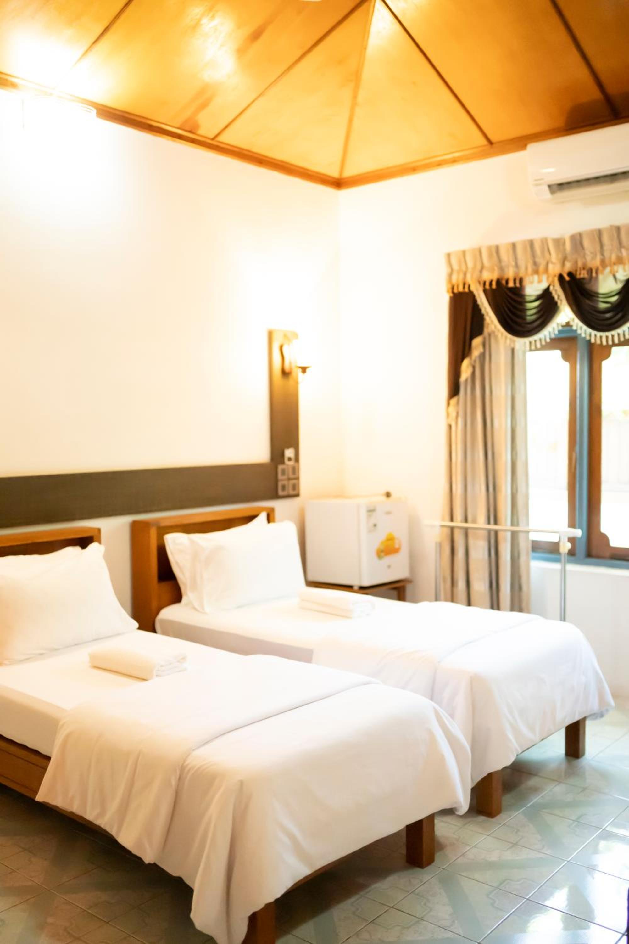 Biosphere by Hawks Hotels Kamadhoo Baa Atoll view 4