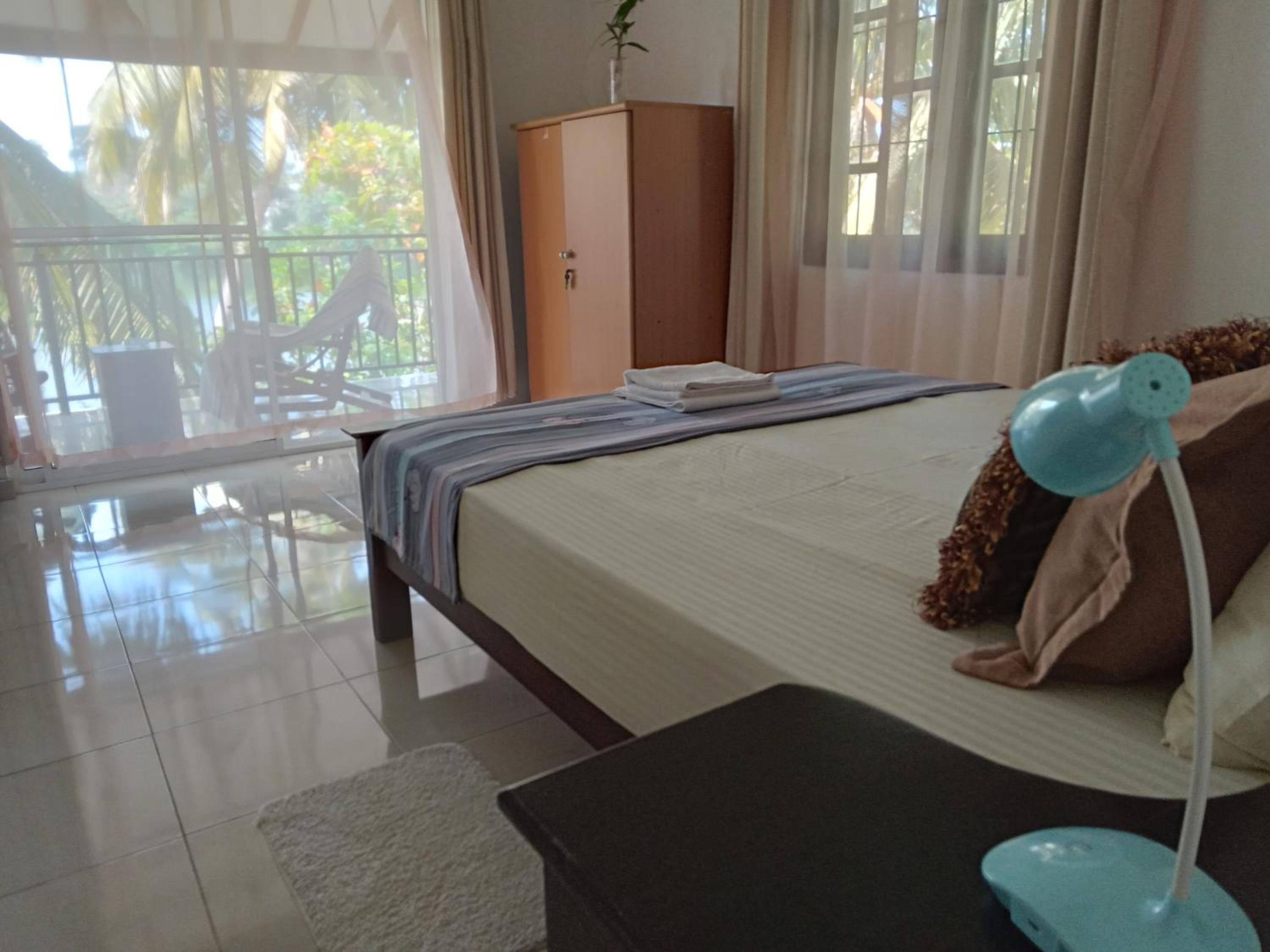 Lake Life Villa view 3
