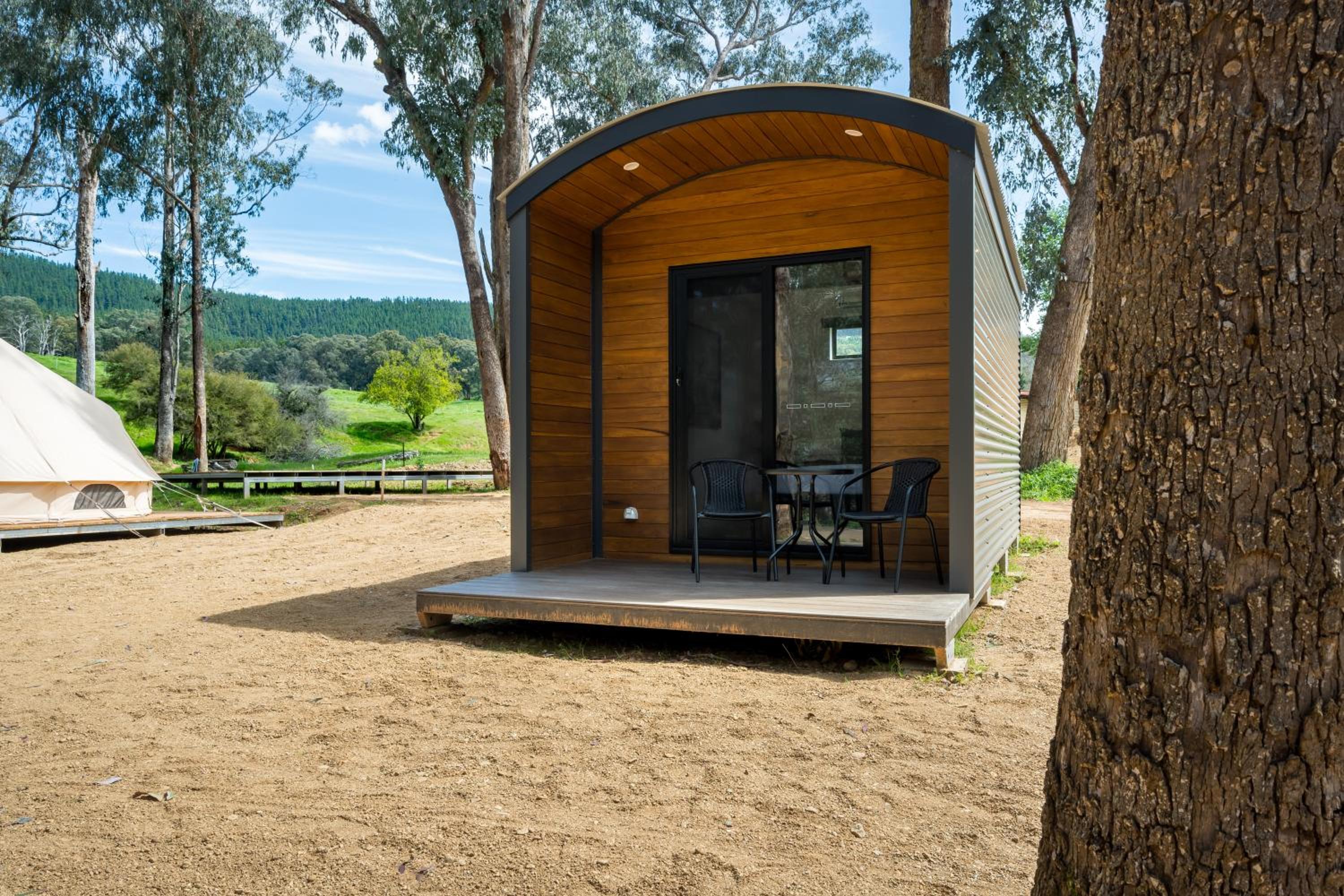 Bright Cabin & Caravan Park