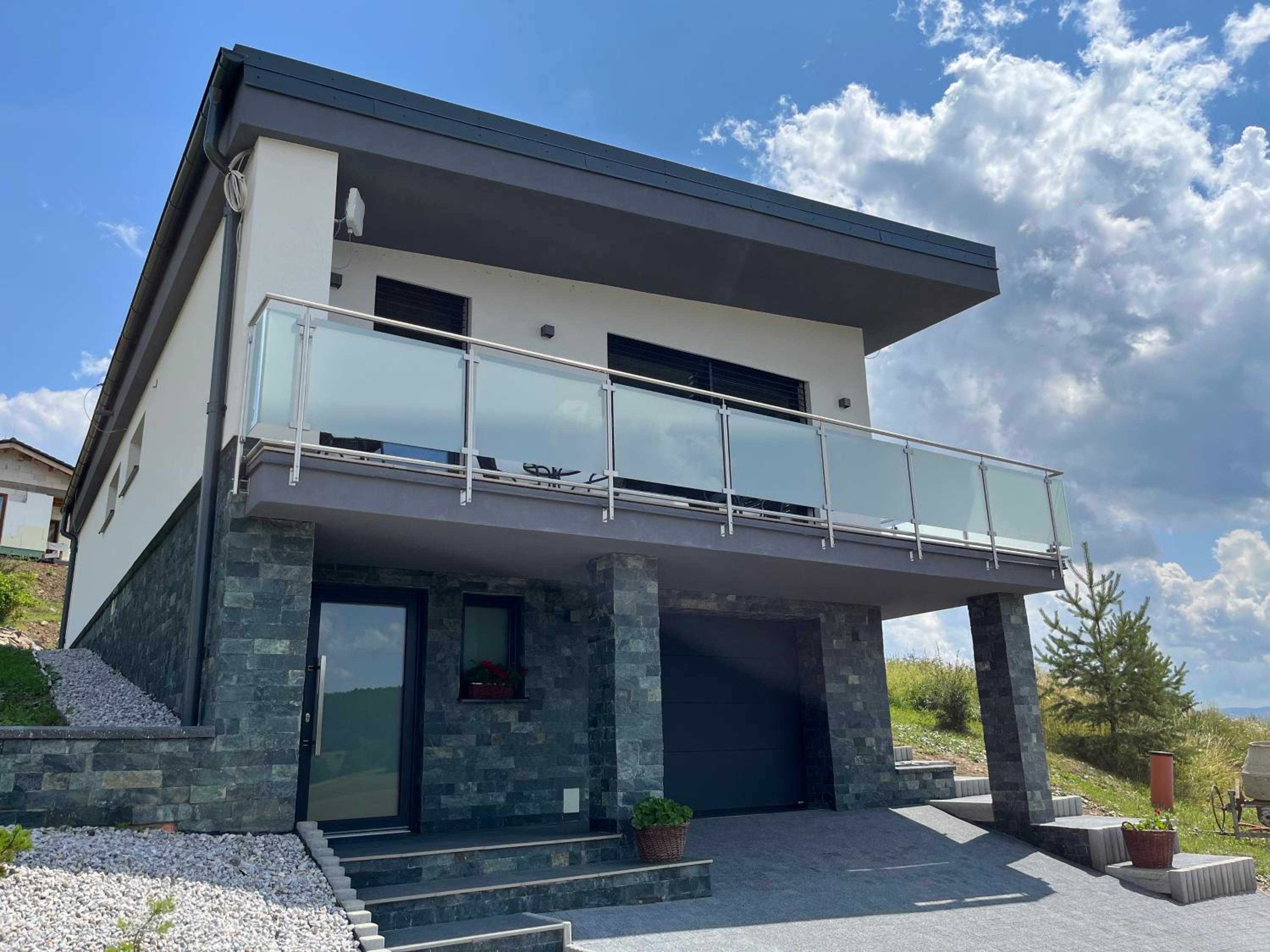 Apartmánový dom Panoráma Park Vlková view 2