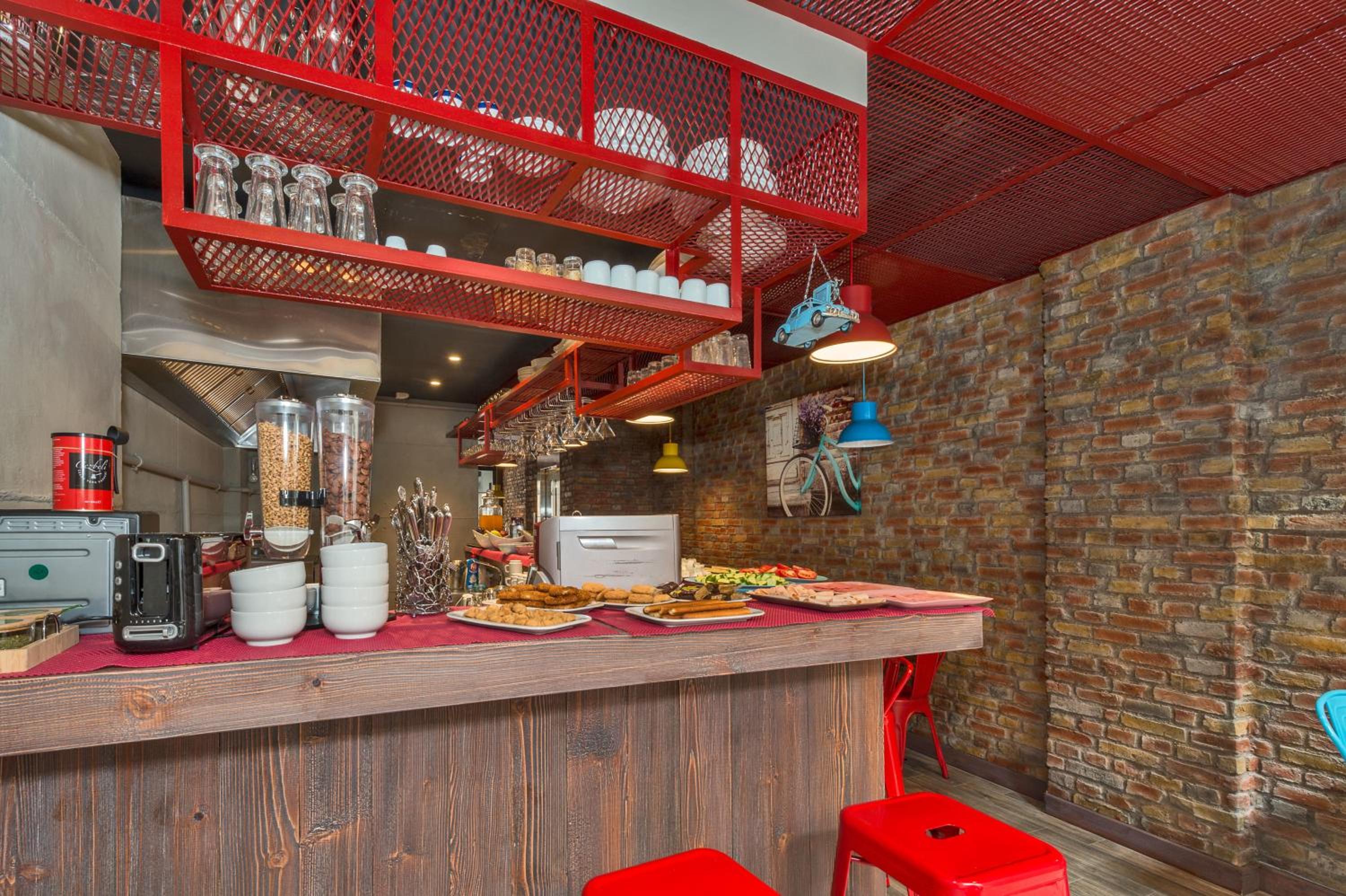 Taksim Istanbul Nis Hotel - Istiklal Street