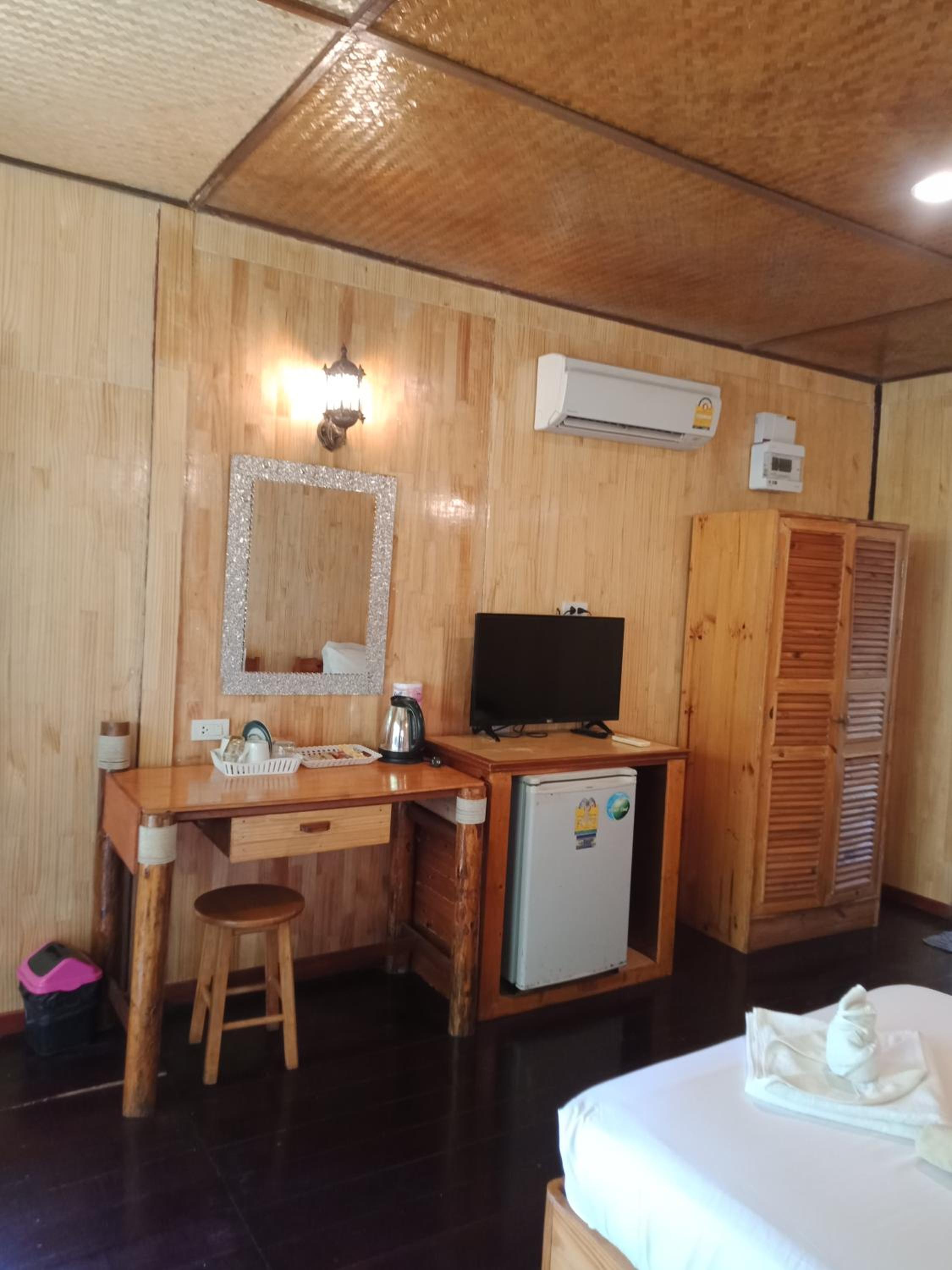 Bow Thong Beach Resort