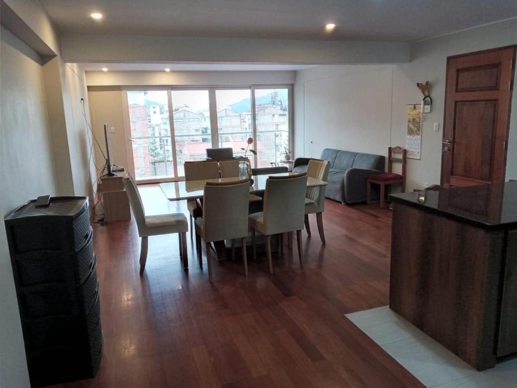 DEPARTAMENTO AMOBLADO EN LA URBANIZACION MAGISTERIO