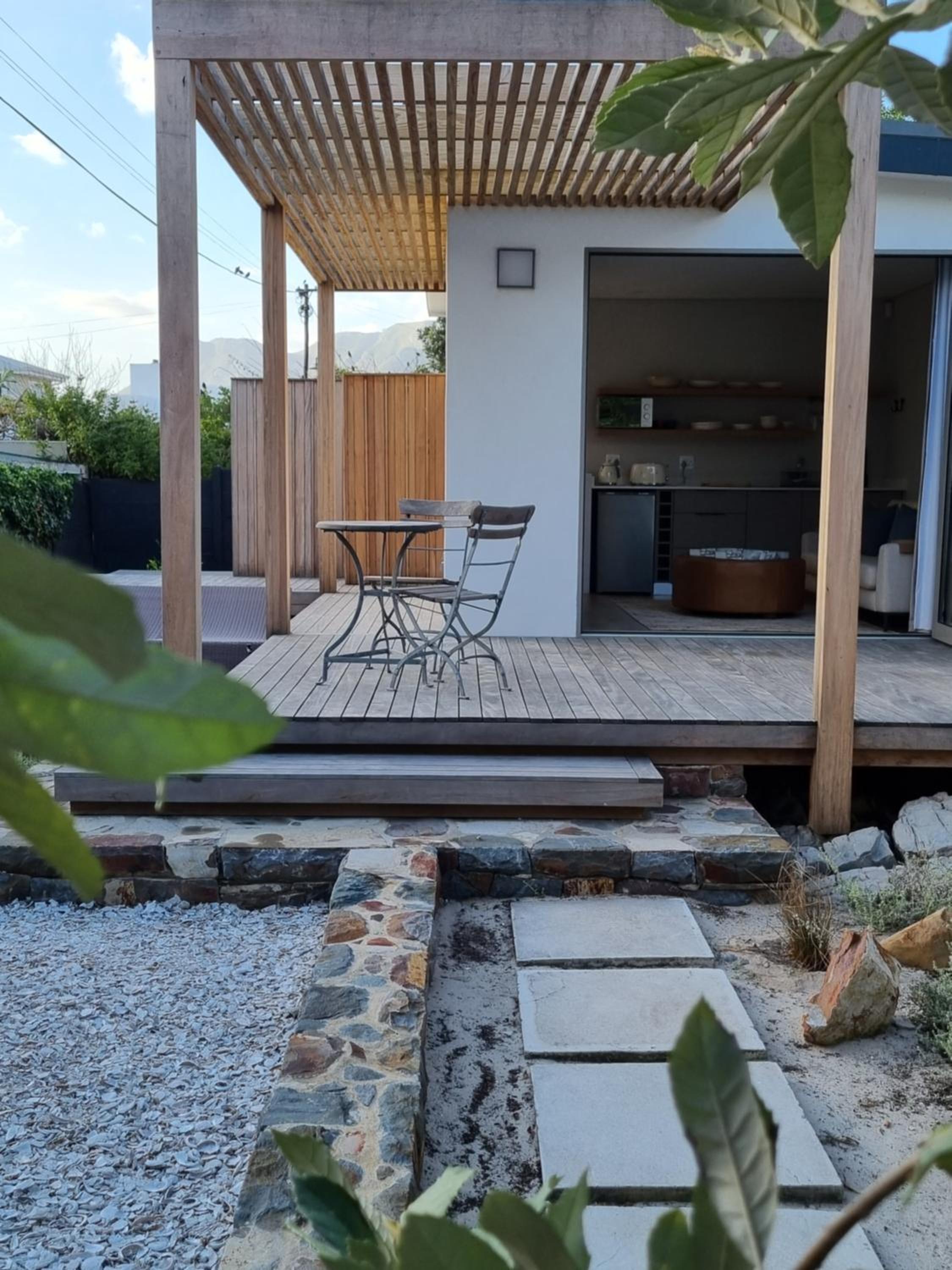 Potluck Cottage