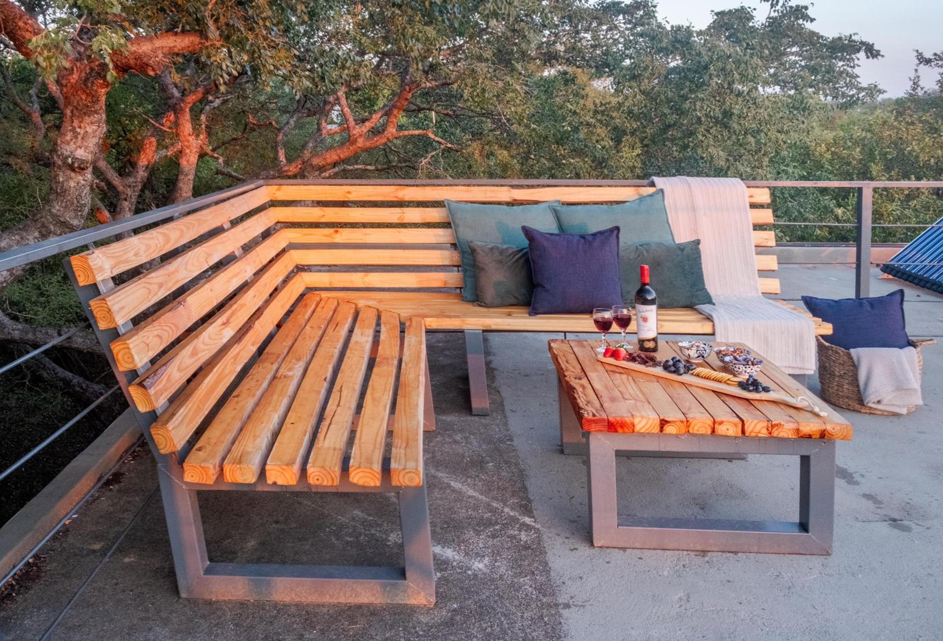 Jackals Dream - Self Catering Villa bordering Kruger National Park view 4