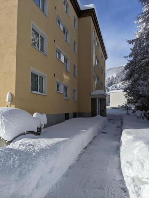 Sunny 3-Bedroom Apartment with Balcony & Parking