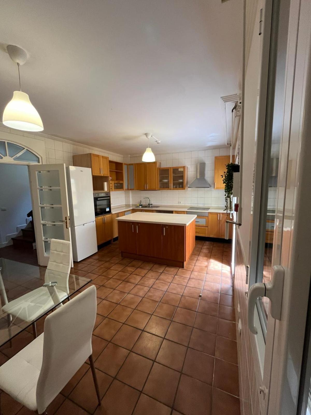 Vencejo & Citrina Houses - Peaceful Nature Stays Just Minutes from the City