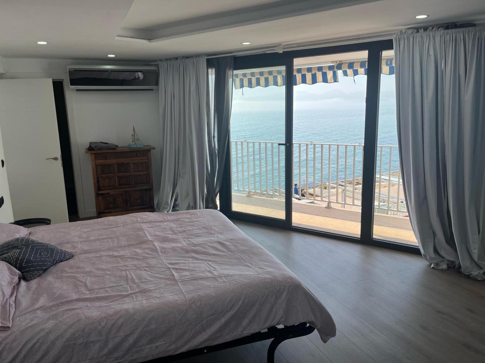 SALOU sea view appartement