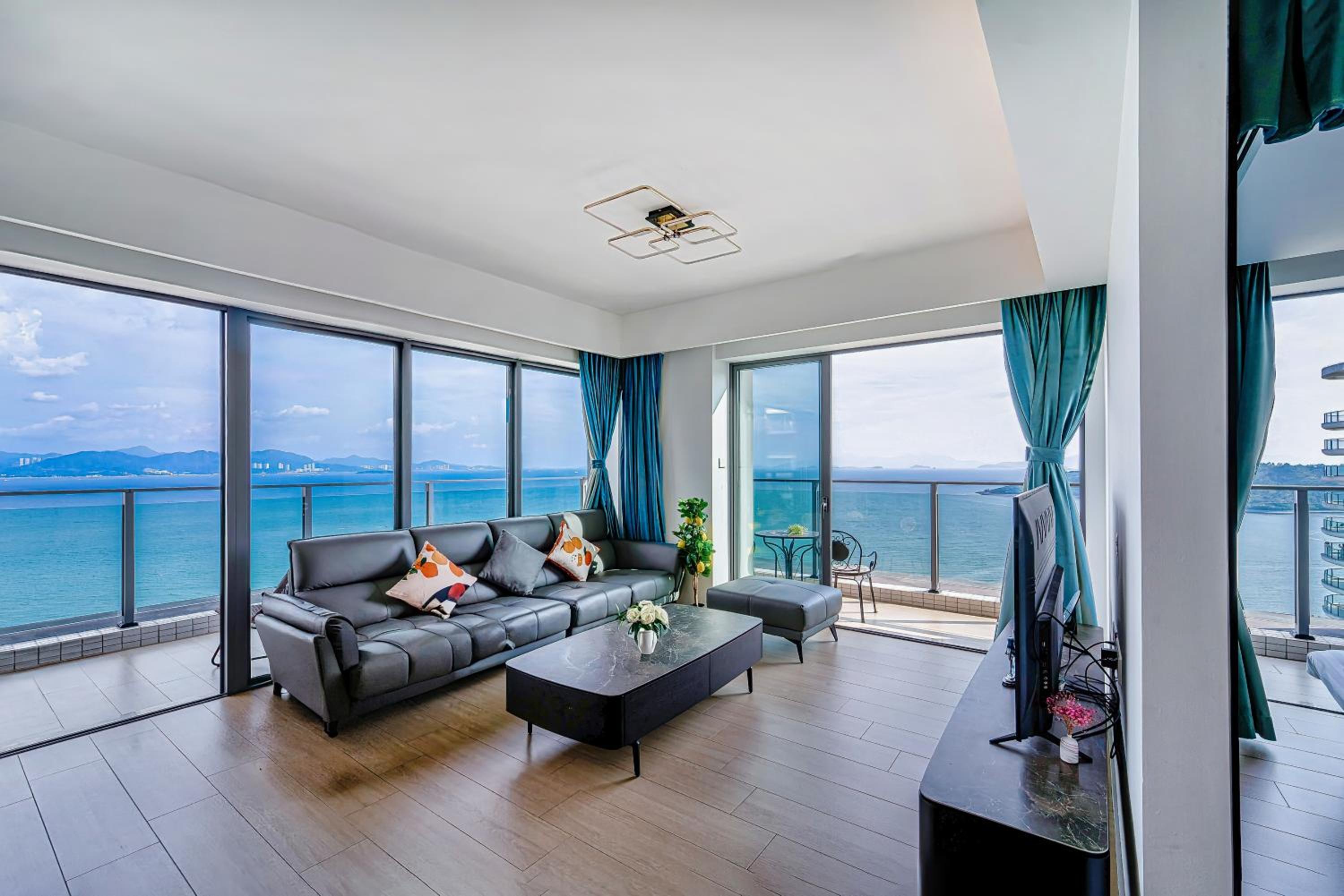 Xiaojing Bay Haige Hotel