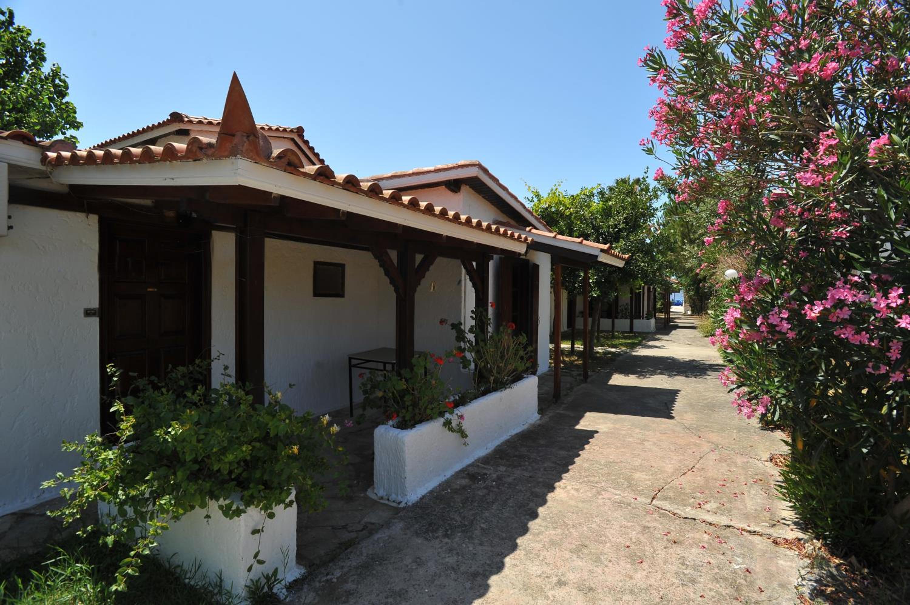 Apartments Korakakis Beach