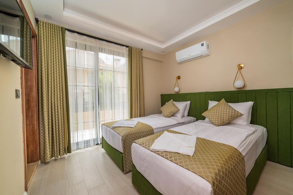 Villa Palmiye Fethiye Jakuzili Bahçeli Havuzlu - OcekHomes
