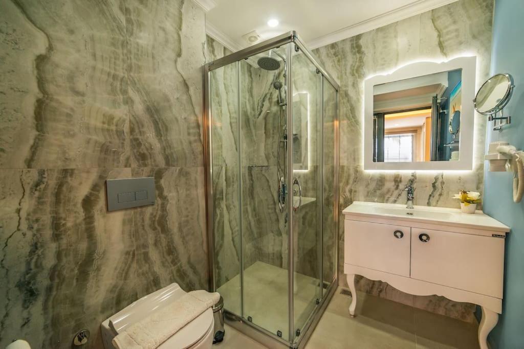 Villa Palmiye Fethiye Jakuzili Bahçeli Havuzlu - OcekHomes