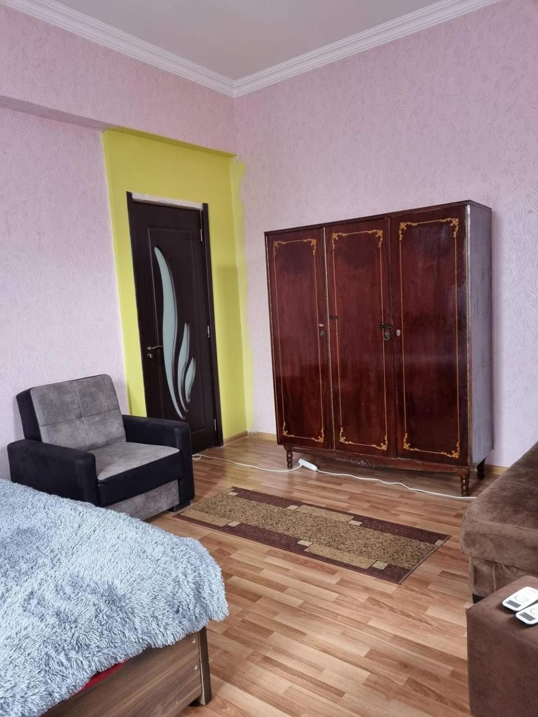 Latvji