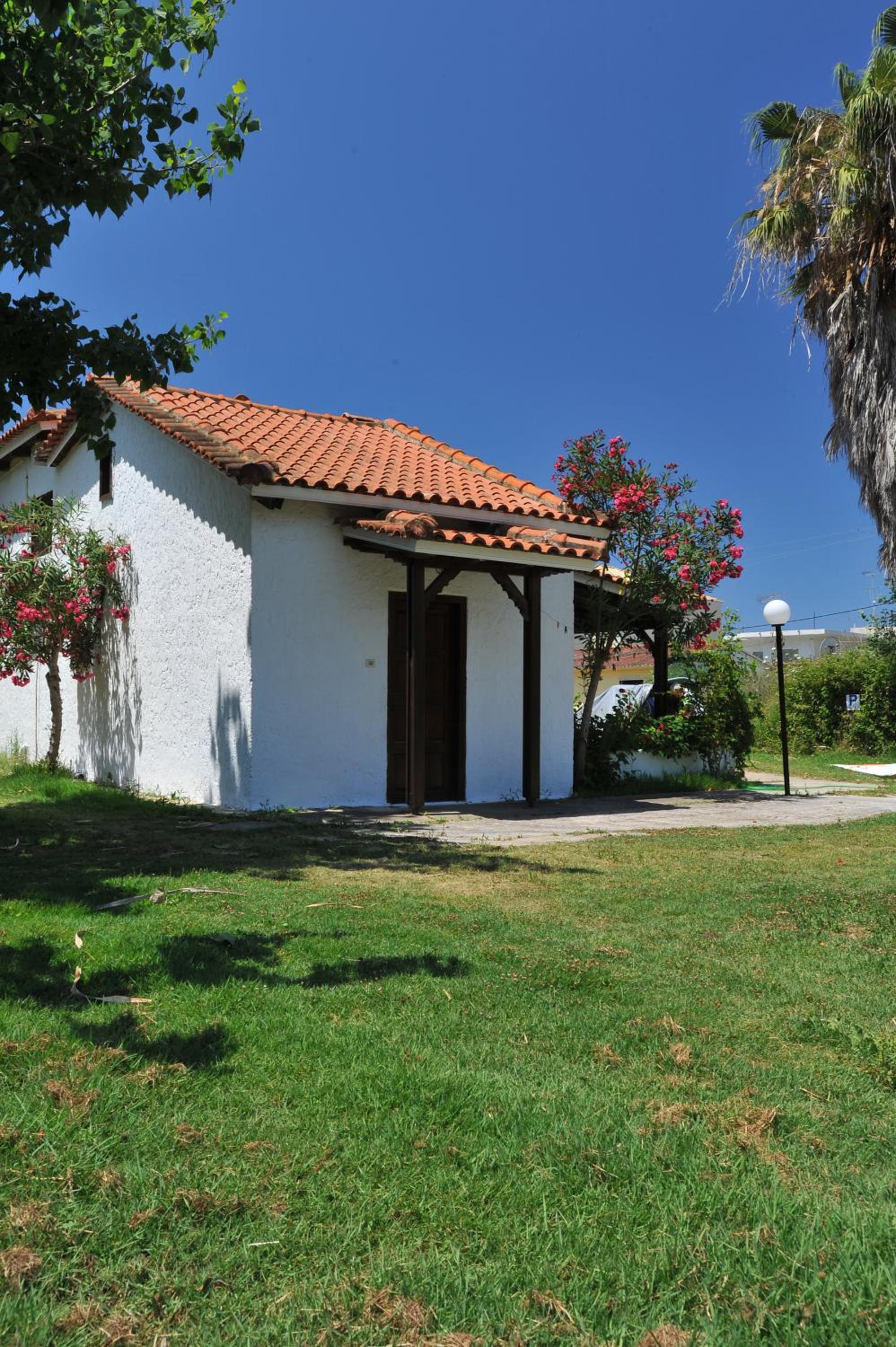 Apartments Korakakis Beach