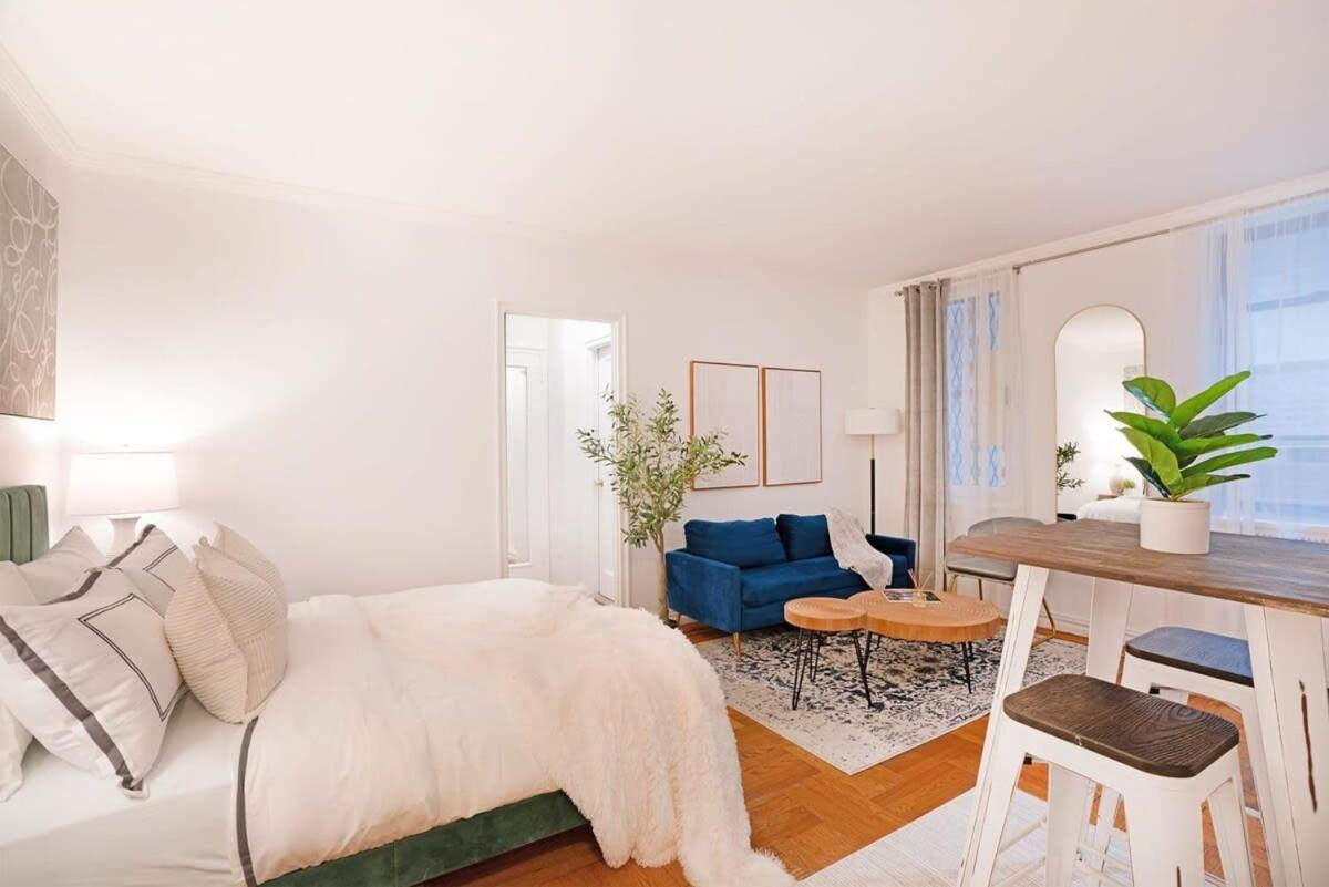 105-1G Park Ave Location studio best value Sleeps3