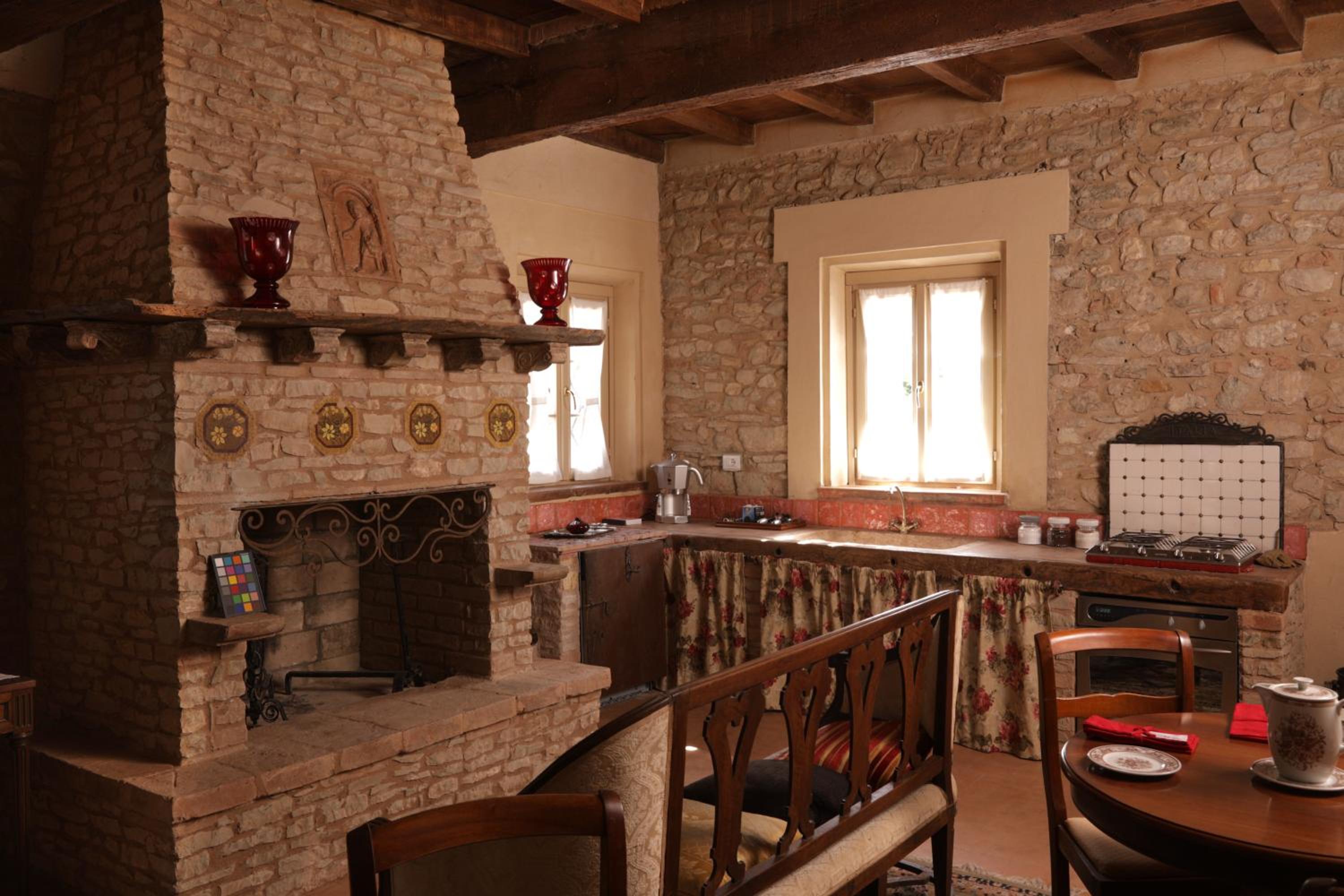 BORGO VILLA VALENTINI