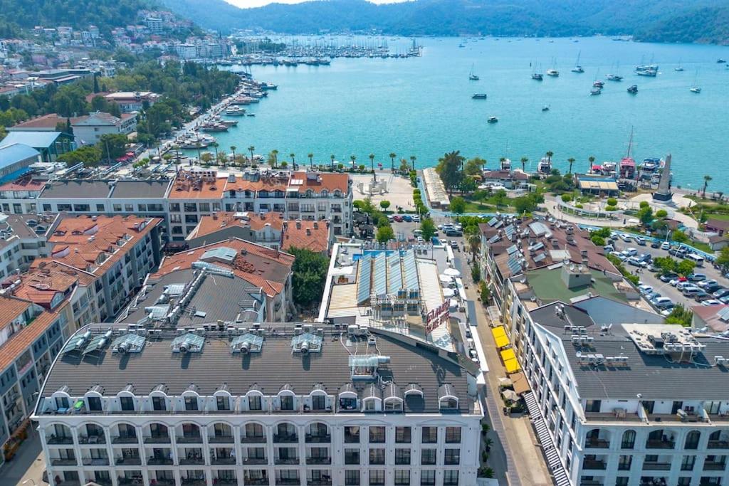 Fethiye Şehir Merkezinde Lüks Daire - OcekHomes Adin