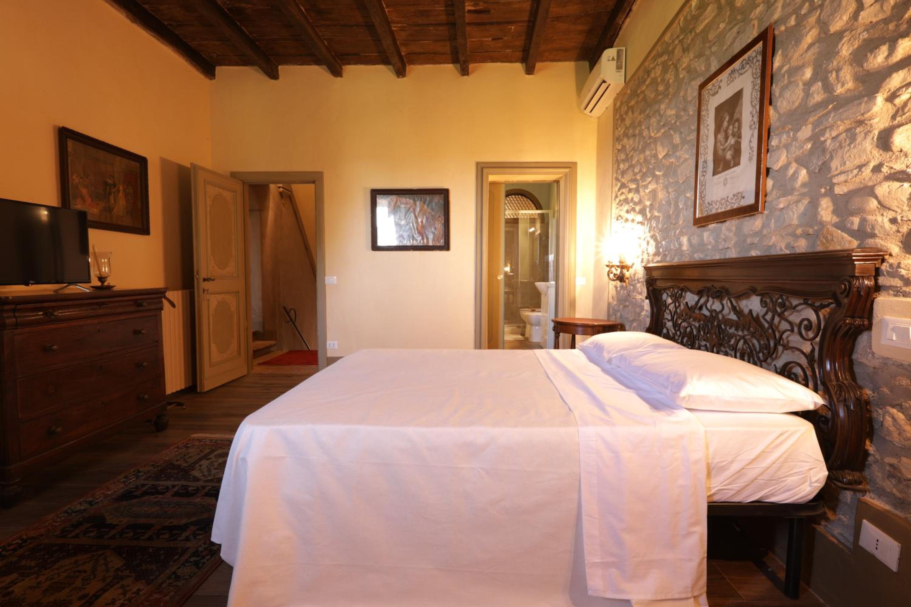 BORGO VILLA VALENTINI