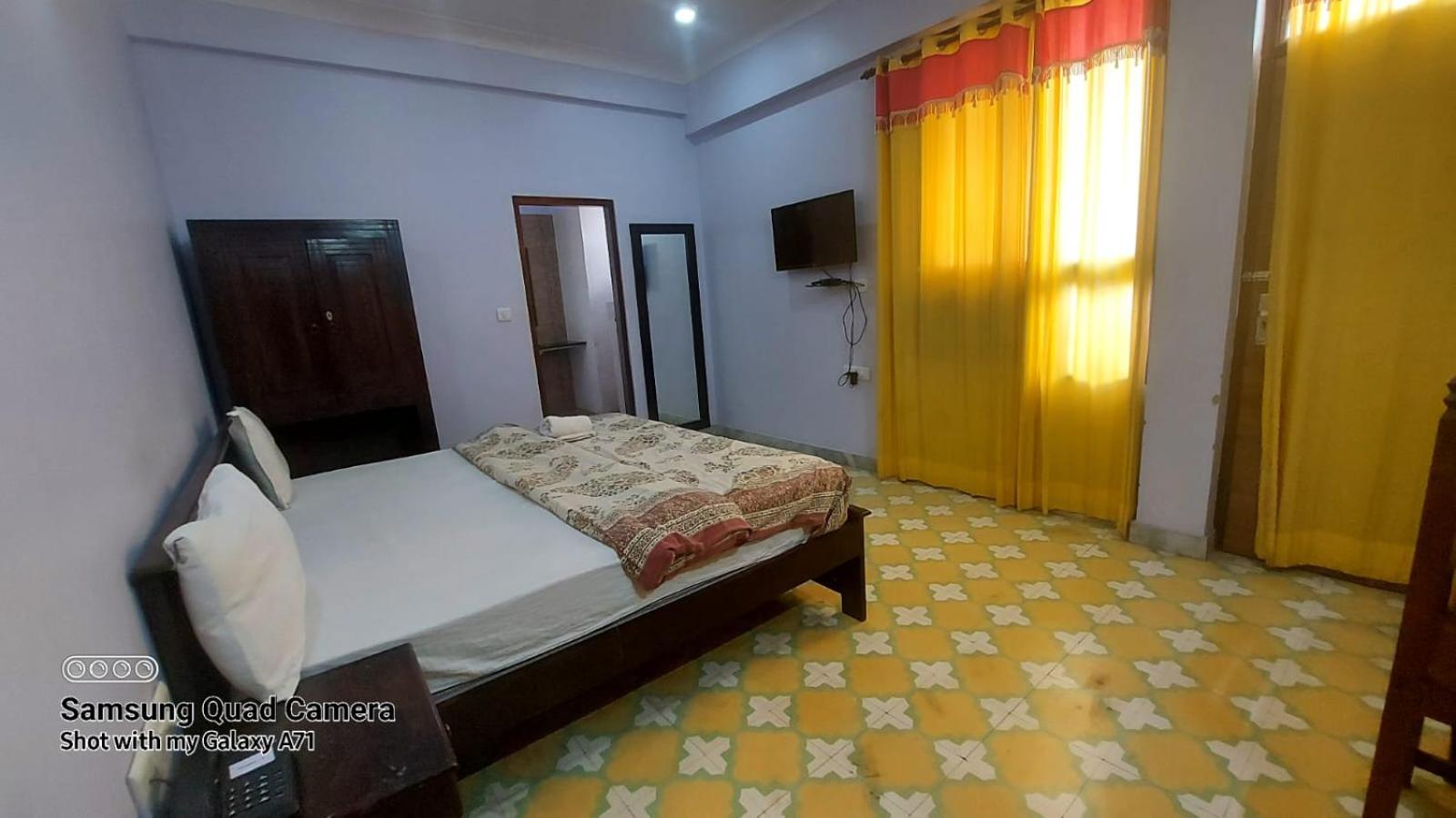Rani Mahal Hotel