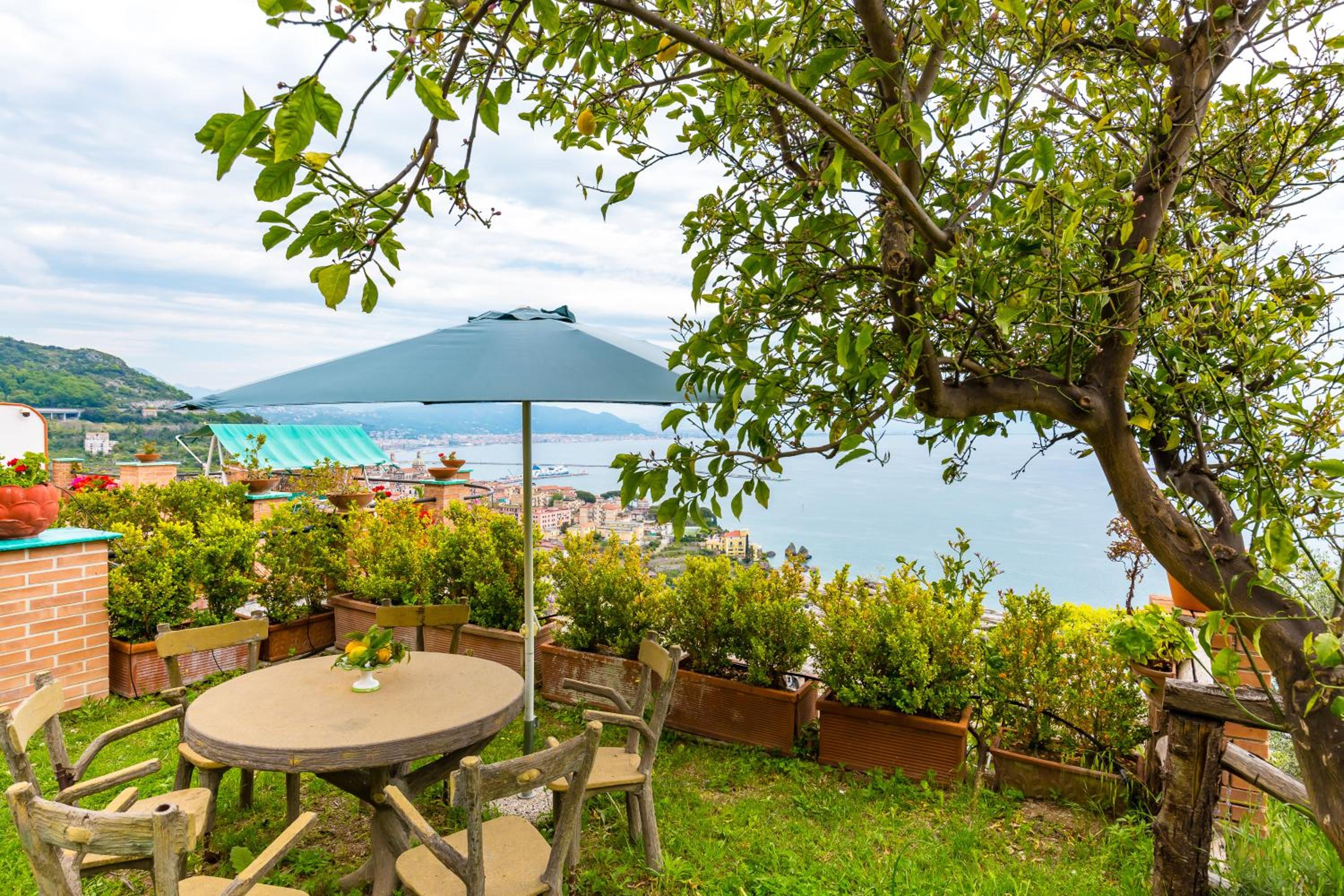 Starhost - Villa Marcella con terrazza e giardino vista mare view 3