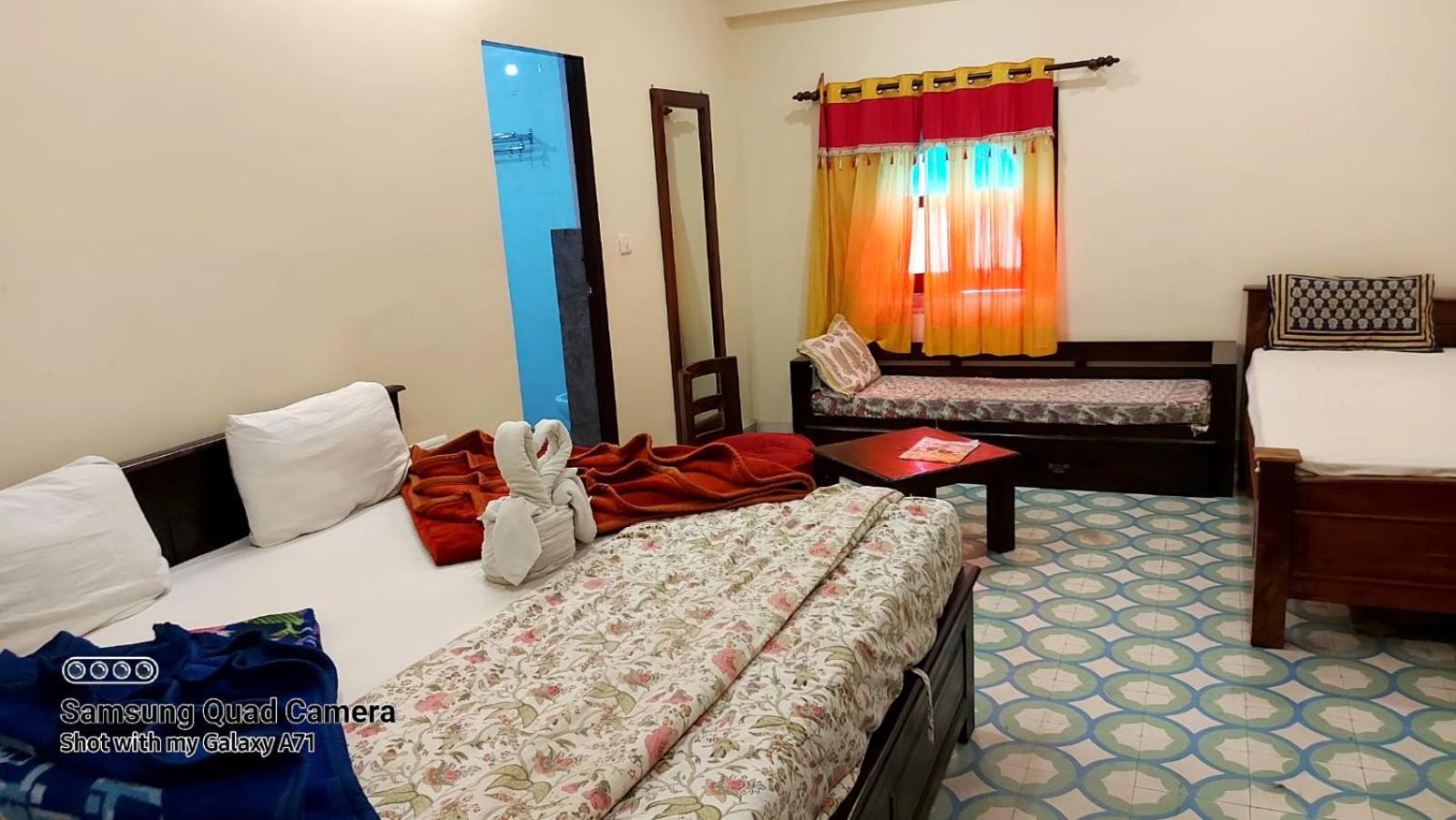 Rani Mahal Hotel