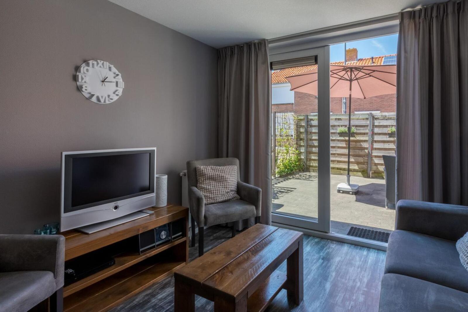 Vakantiewoning in centrum Zoutelande, bij het strand view 4
