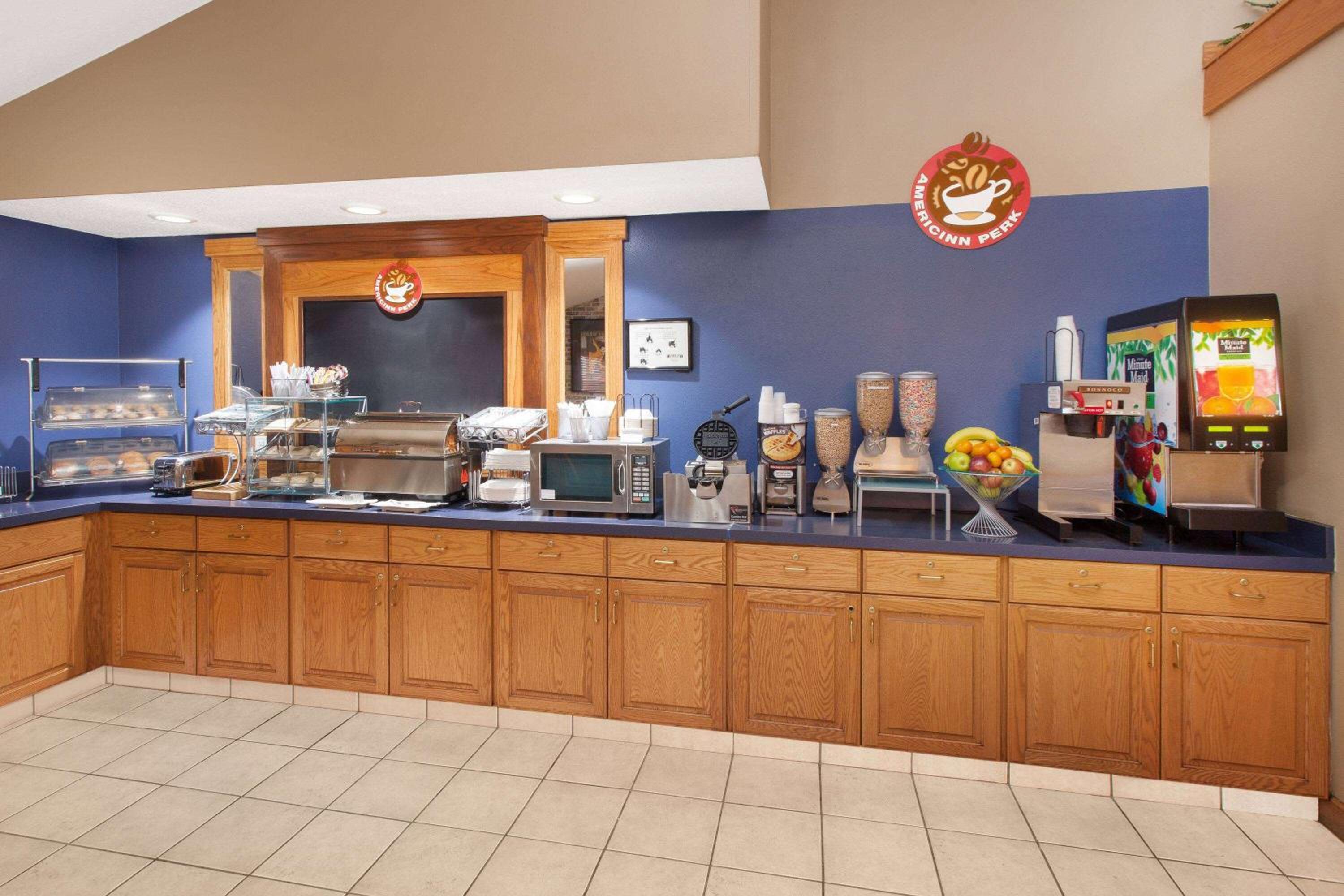 AmericInn by Wyndham Webster City